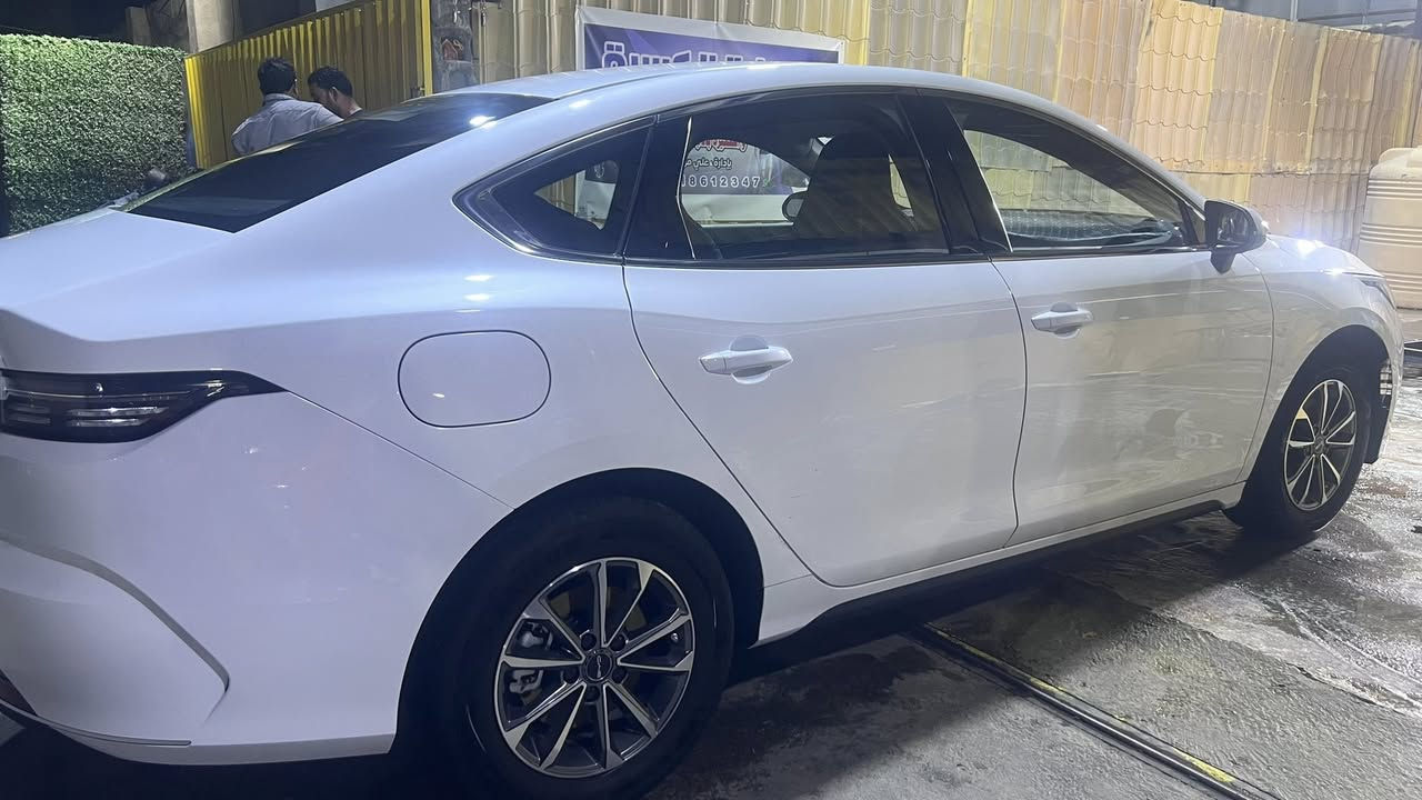 byd ديستروير 
2025
ماشية 13 الف ونص 
السعر 19,700 
مكفولة ماعدا الشخطات الي ماشر عليها بالصور 
ارضيات/ كشنات جديدة 
السيارة باسمي 
***********
