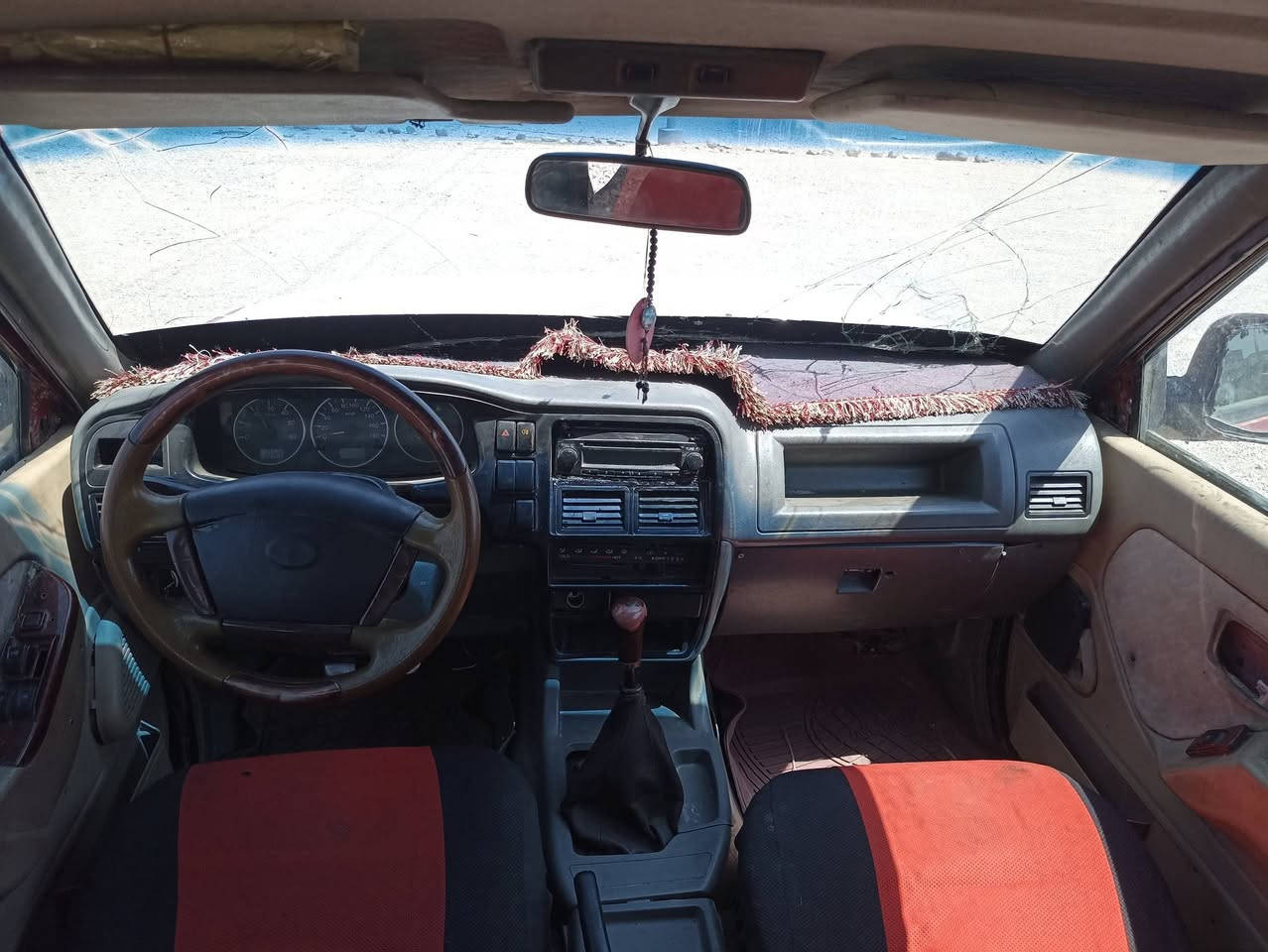 سعر 18 وەرەقە . پیکام دێر سوپەر ماکینە کاپرێتە  منفێس و سەنەۆی اصلی لەگەلە  گێر و مەکینە اکسل  تەقەۆ رەقە هەموی بە شەرت مالی کاسبیە عنوان ئاکرێ روفیا ژ:م. ***********
