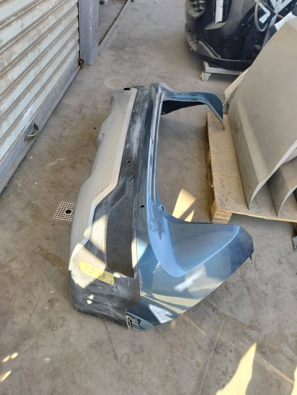 السلام عليكم متوفر قطع غيار كيا نيرو موديل 24 العنوان القصر الابيض مقابيل التعليم العالي محلات  ناصر الحسناوي  استفسار ***********
