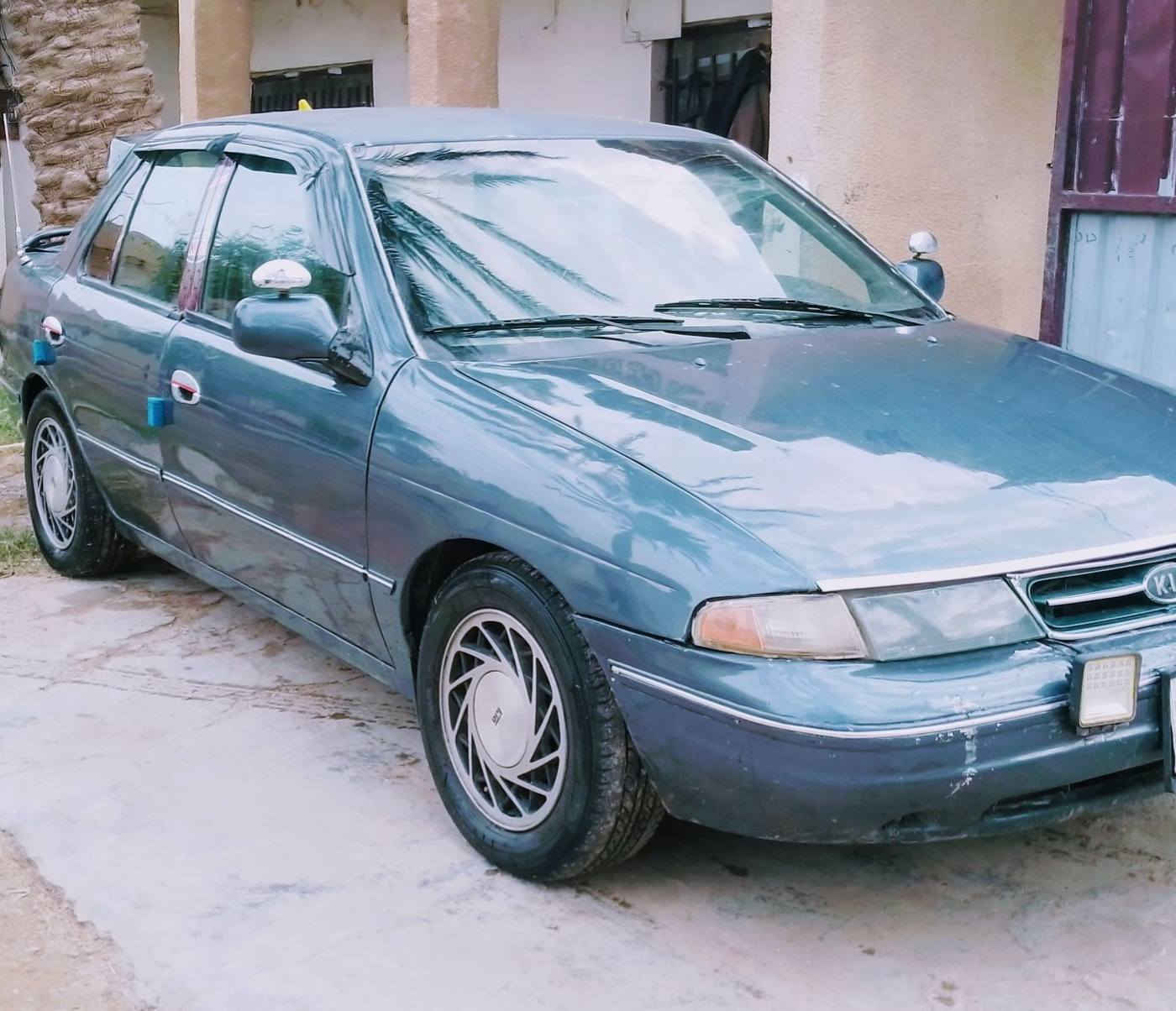 سياره سيفيه موديل1993 مصبوغه حزام بدون حادث رقم بغداد السعر 27 ورقه وبيها مجال بسيط جدا عنوان بغداد اليوسيفه رقم الهاتف ***********
