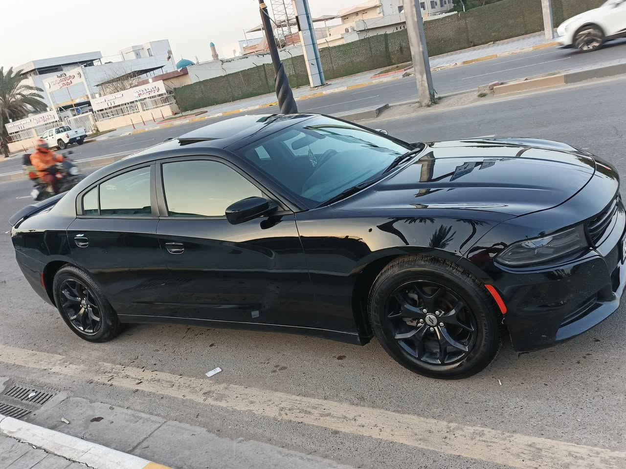 بيع مستعجل 2019 اصل فول مواصفات حتى رادار حادثها قطعه  وحده بدون دواخل فتحه سقف تويل ماشيه ١٣٠ الف مايل سعرها ١٩٠ او بيها مجال مكانها بغداد الصالحيه *********** بيه واتساب
