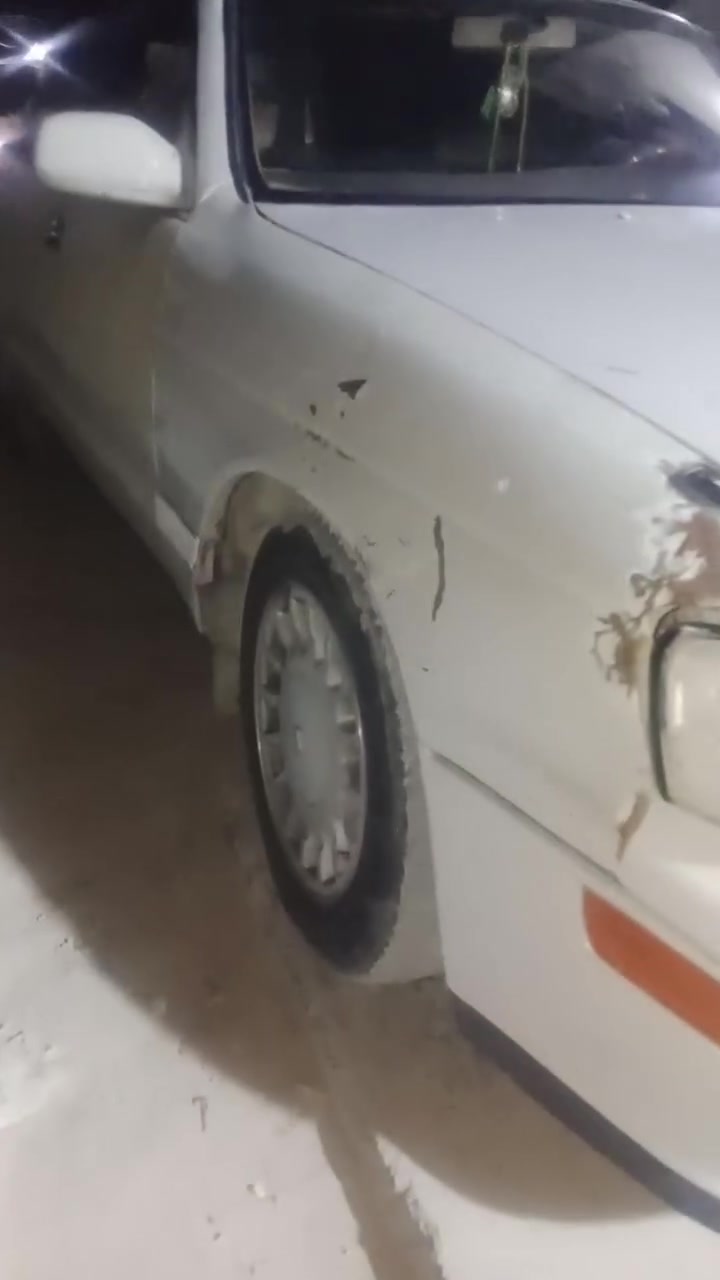 السلام عليكم بطه متصل للبيع سياره خير ومكينه خير من الله سياره جاهزه عوزه صبغ للجماليه السياره رقم نجف نجليزي السعر 32وبيها مجال***********وبخدمت الشرايه
