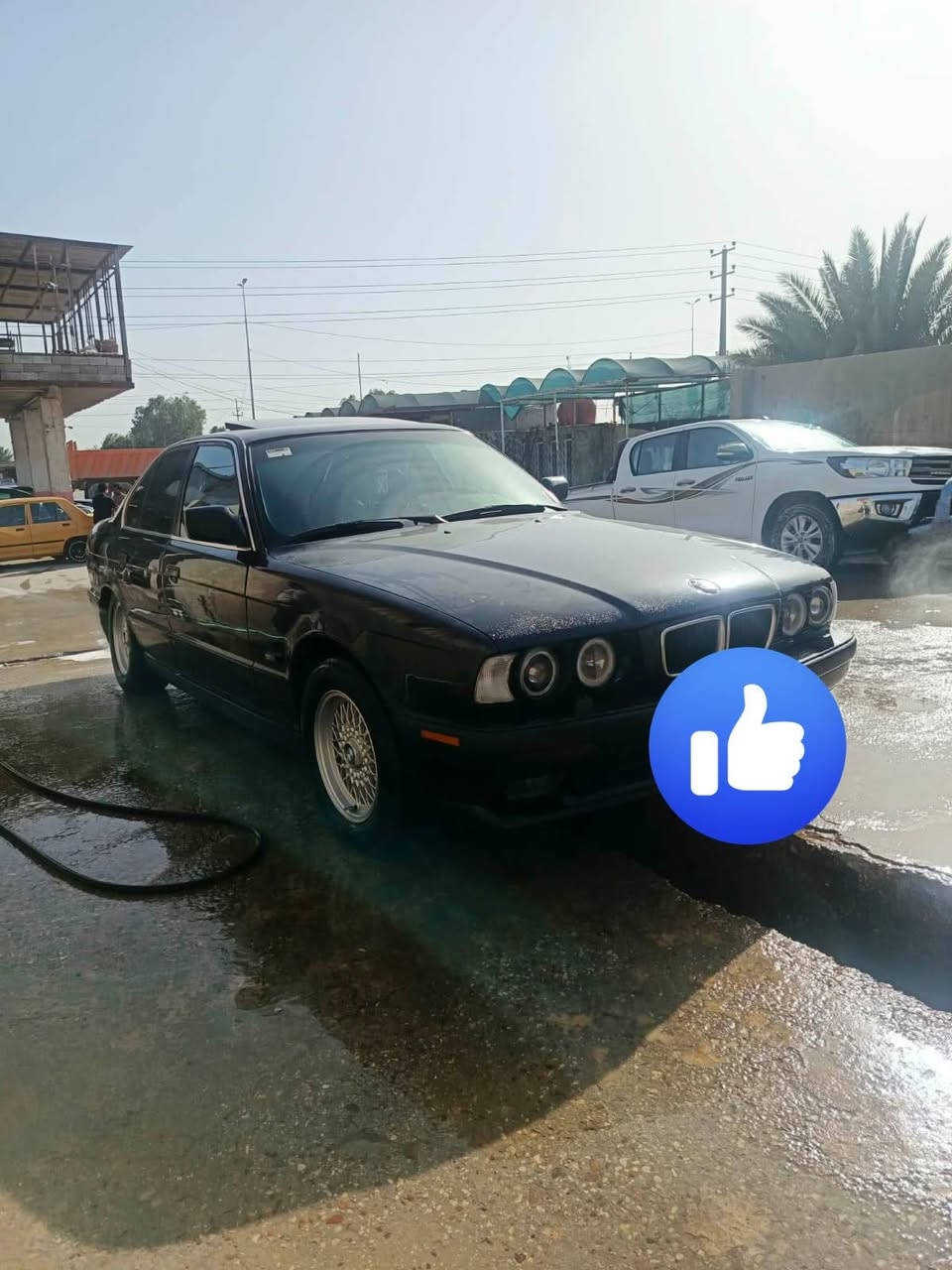 سلام عليكم بي إم ٥٣٥ أصل سياره جاهزه  عده نقص غاز رقم نجف دولي غرفه كارتير كهرباء جام كهرباء اسلايت روف ‏‪***********‬‏
