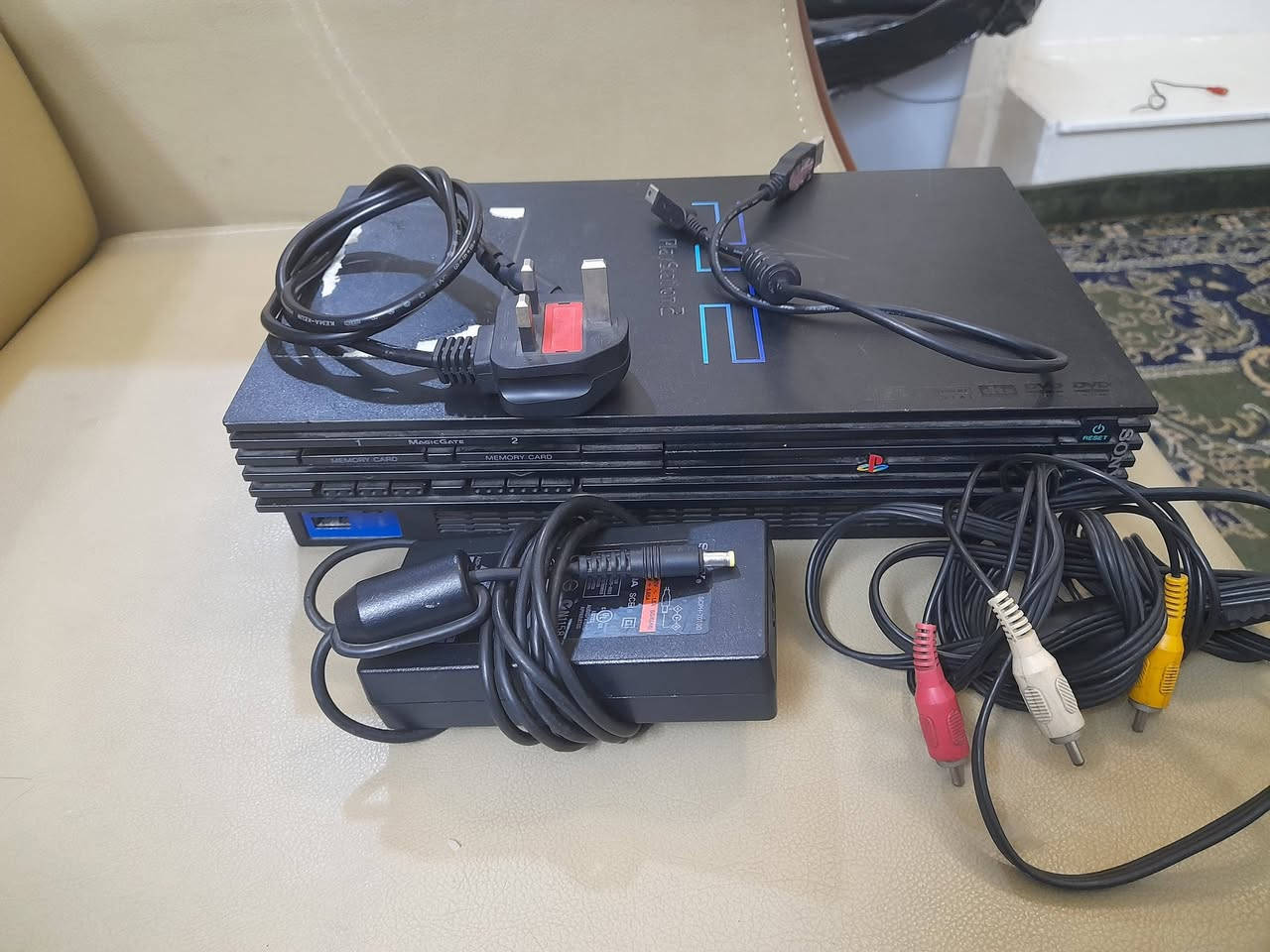 السلام عليكم بلي 2 جديد ناقصة فلاش العاب واجوستك وا ميموري السعر 18 للستفسار من *********** واتساب أو رصيد
