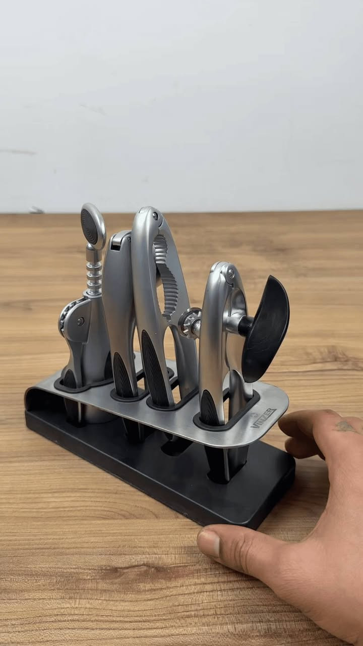 مجموعة أدوات مطبخ متكاملة بشكل أنيق وعملي 🔥
20,000
تجمع أهم الأدوات التي تحتاجها يومياً بقطعة واحدة منظمة!

فتاح علب، كسارة مكسرات، عصّارة ثوم، فتّاح قناني… وكلها بجودة عالية 💯

تصميم معدني قوي يناسب كل مطبخ ويضيف لمسة فاخرة.

حامل ثابت يحفظ الأدوات بشكل مرتب وسهل الوصول.

تشتغل بسهولة وبدون أي مجهود… شغلة عمر!

اختصار للمساحة… اختصار للوقت… واختصار للجهد 👌

المجموعة المثالية لكل بيت ❤️


**إذا كنت صاحب هذا الإعلان وتريد حذفه لأي سبب، رجاءا أرسل رسالة إلى الدعم الفني**