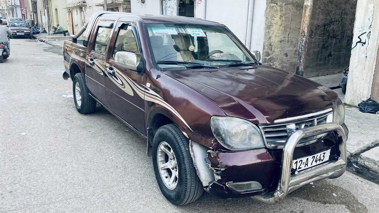 بيك اب شانك فونك موديل 2007 محرك وكير شرط السعر 45للتوصل وتساب *********** ملاحضه بيه طخه بسيطه بلدعاميه الاماميه جهة اليمين وبيه تكحيلات فقط بسيطه جداً
