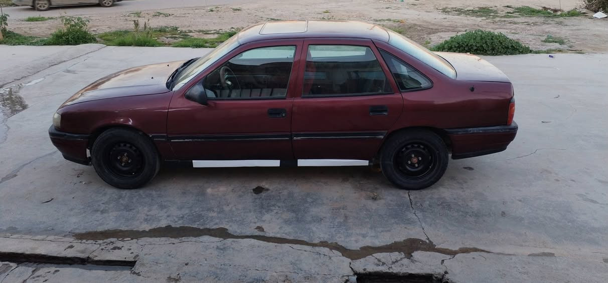 اؤبل فكترا رقم صلاح الدين مشروع وطني دفتر بانزين حجم ٢٠ كير عادي موديل ٩٣ سقف سلايت داخل حلو صبغ عام جمالي بدون طخه سعر ٣٦ وبي مجال رقم الاتصال ***********
