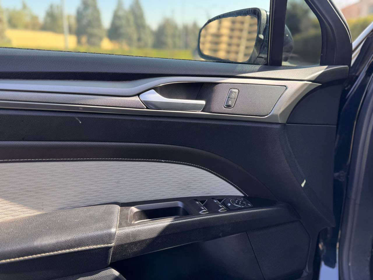 Ford fusion 2020 
٣ پارجه ي بوياخه ك بي ژوري بي ايرباك  مواصه فات SE شاشه حساس كاميرا كاربله ي گيرو مه كينه به شه رت بريك به سمه گير ڤؤليوم ته بريد لمس به س و شه غال لايت اوتو أربيل, العراق


**إذا كنت صاحب هذا الإعلان وتريد حذفه لأي سبب، رجاءا أرسل رسالة إلى الدعم الفني**