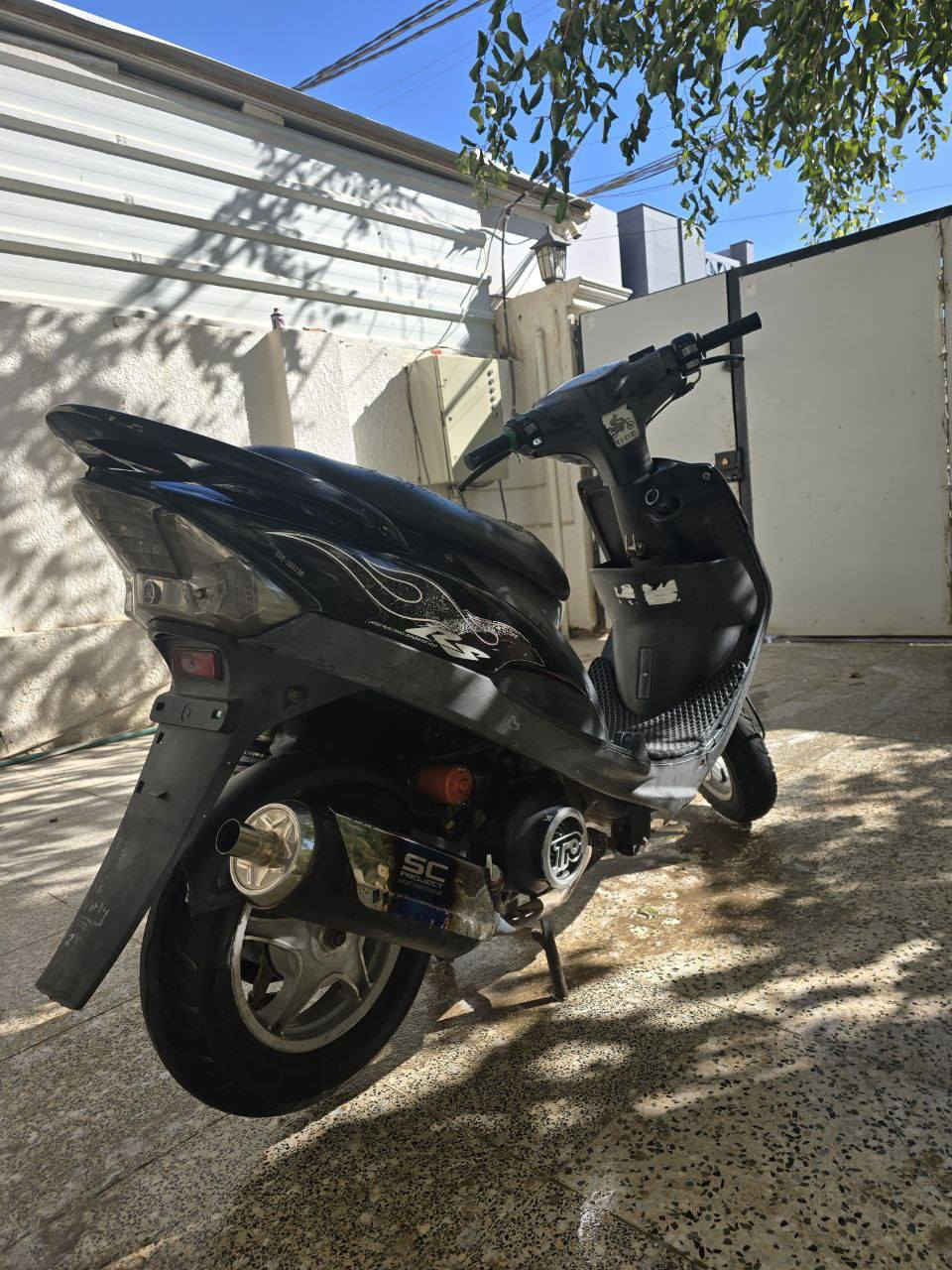 سلام عليكم دراجه ماكس عدله للبيع الي يردها يتصل وهادا رقمي ***********
