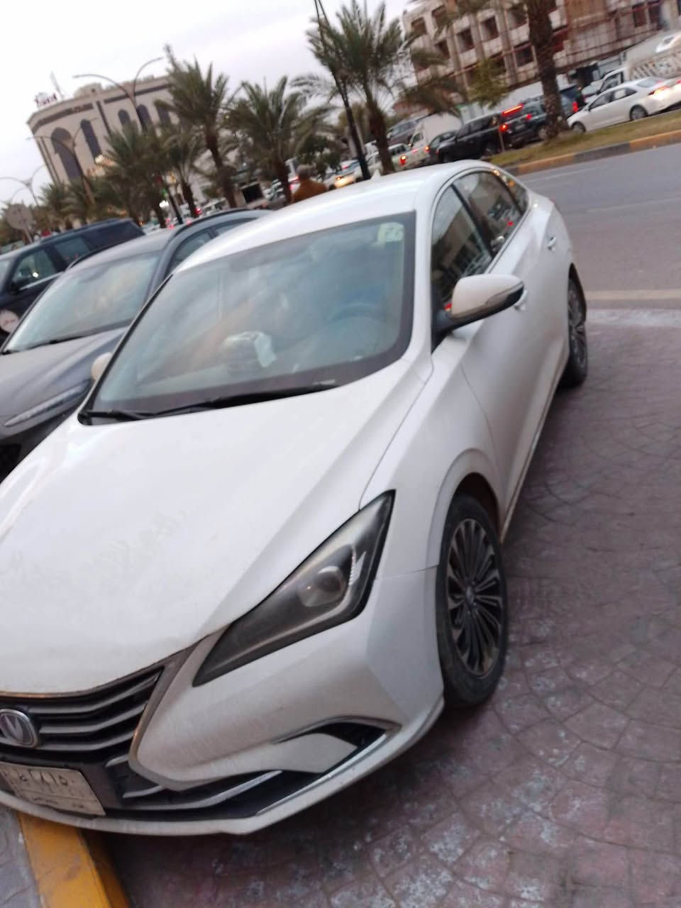 السلام عليكم شانجان ايدو 2019 
فول مواصفات عدا الفتحة 
الدعامية الامامية مكسورة يحتاج الها تبديل 
والسورنا موجود بالصور اضافة للبصمة واكفة يحتاج الها تبديل 
تخم تاير جديد صدر خلفي جديد امامي نص عمر 
كفالة كير ومكينة السعر المطلوب 90$
وعليها غرامات 500 الف تنزل من السعر 
للاستفسار *********** بغداد, العراق
