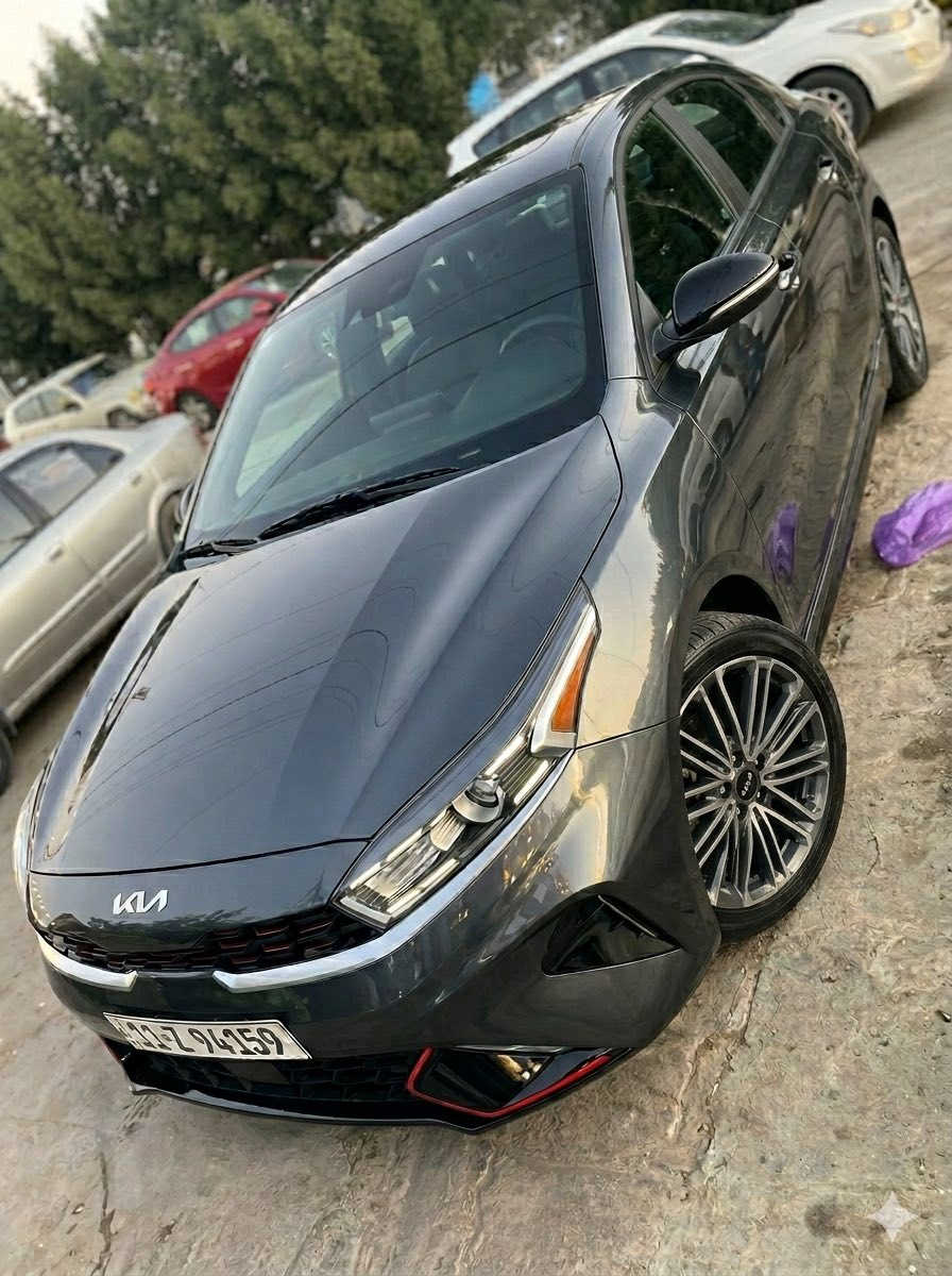 📣 للبيع: كيا فورتي جيتي لاين
بحالة الوكالة ونظافة تامة
المواصفات الأساسية:
• الموديل: 2024.
• المحرك: 2,000 MPI (دوش)
• المسافة المقطوعة: 18,600 ميل (30 ألف كيلو متر فقط).
• ناقل الحركة (الكير): نظام IVT المتطور 8 نمر
🕹️ الأنظمة الذكية وتثبيت السرعة:
• نظام تثبيت السرعة الذكي (Smart Cruise Control)
• أنظمة القيادة (Drive Modes): تشمل (Smart, Normal, Sport)
🛠️ حالة السيارة والإدامة (بكل أمانة):
• تفاصيل الحادث: الحادث بابين مال الراكب ومبدلات اصلي مو صيني او تايواني، مع تصليح الدوسات وأقل الشبر من الجاملغ الخلفي.
• الضرر: بسيط جداً ناتج عن "النقل" فقط.
• البجم (الأمامي والخلفي): كبس بلادي 100% (بدون تصليح عشوائي).
• الإيرباك: المفتوح (البردة وكشن الراكب)
• تخم التاير: تايرات الشركة الأصلية (البلادية) بحالة ممتازة.
• الأرضية: مغلفة جلد بالكامل.
• الإدامة والزيت: إدامة دورية حسب الكتلوك، والزيت المستخدم هو AMSOIL الأصلي من الشركة حصراً.
✨ المواصفات والإضافات:
• فتحة سقف، شاشة كبيرة (Apple CarPlay / Android Auto).
• كاميرا خلفية دوارة HD.
• رادارات جانبية ونظام الحفاظ على المسار (LKA).
• تحكم ستيرن كامل (تصميم الـ GT-Line الرياضي - D-Cut).
📍 المكان: بغداد - البياع.
💰 السعر: 18,000$ (180 ورقة).
📞 للتواصل: ***********
