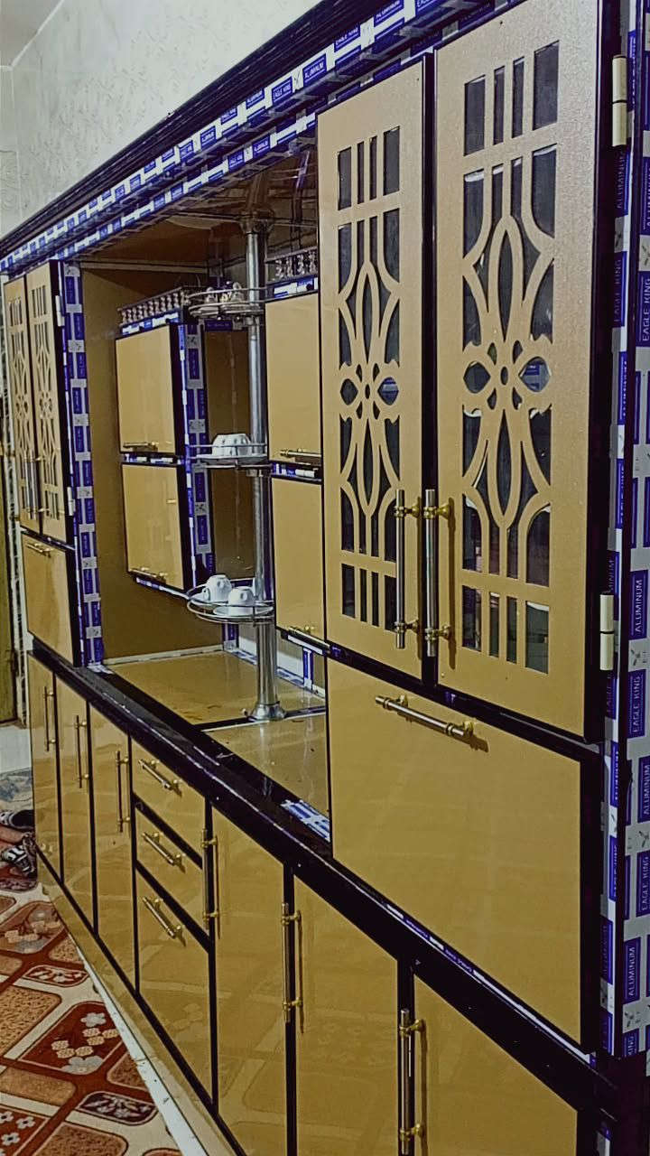 السلام عليكم
كاونتر 3 متر
وسنك مرمر متر ونص
مستعمل فتره
‏‪***********‬‏واتساب موجود
