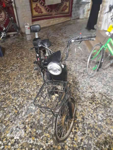 السلام عليكم ورحمه الله وبركاته دراجه شحن نظيفه موديل 23 جديده بطاريات مشدودات جدد امه لشاشي السعر 350 رقم الهاتف ***********
