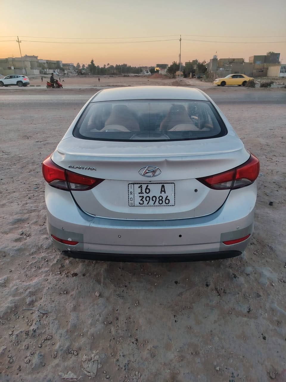 السعر ( 92) وبيهه مجال بسيط
مكاني بابل كفل

موبايل ***********

الانتره موديل 2014 خليجي مكينه 1800 رقم قادسيه دولي سنويه مجدده لل 30 السياره فول ماعده الفتحه تحكم استيرن جهيتين اشاير مري ويل كب مكينه ( السياره كفاله من الضربه والتبديل والفتح وبيهه رشات صبغ مكانات)

(مكينه وكير وتخم تاير كله جديد)
