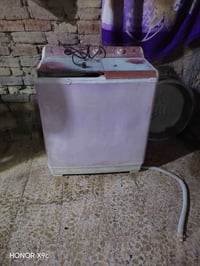 غساله شغاله غسل وتنشيف بسعر مناسب ب30.     07713309620