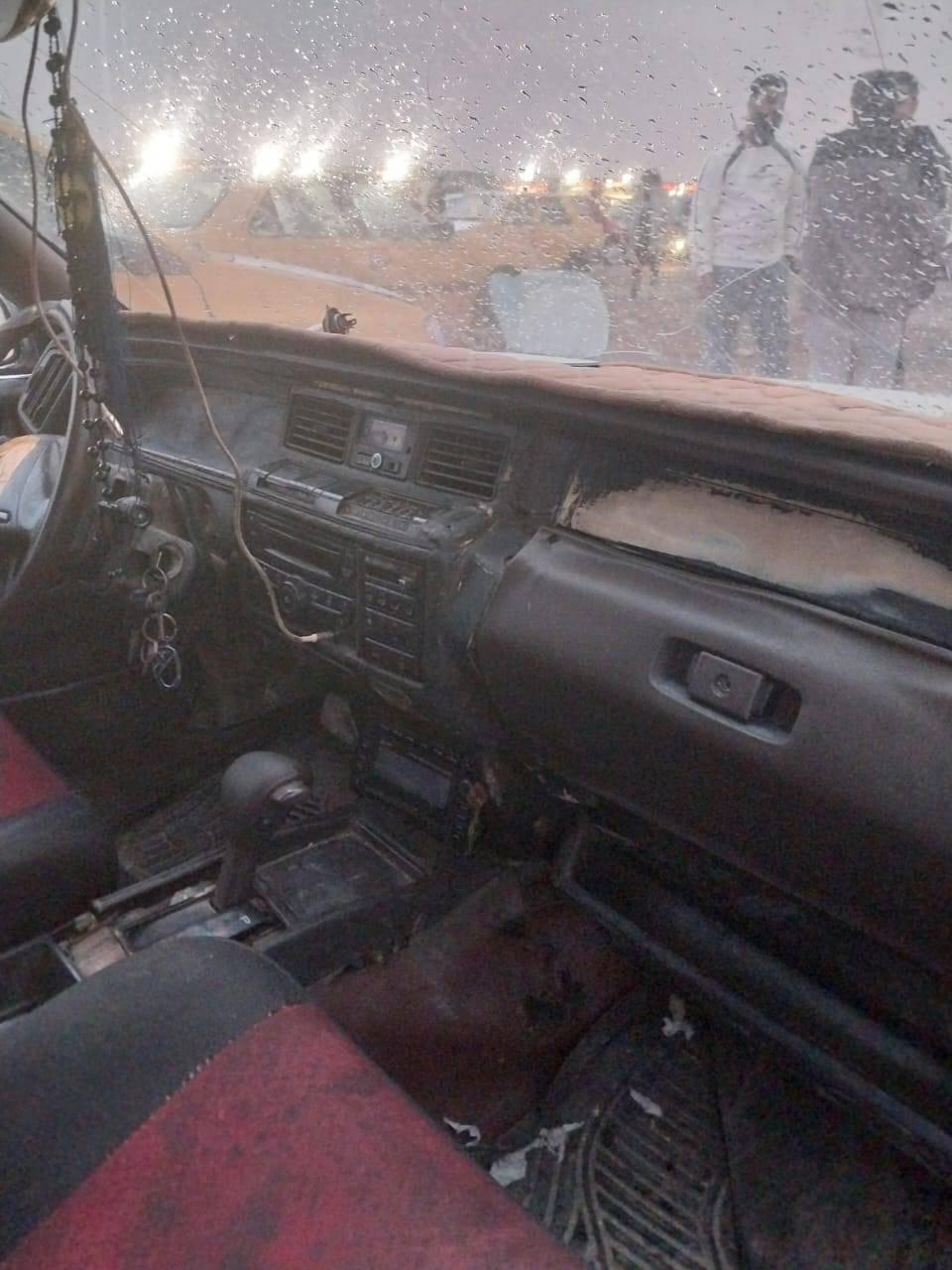 السلام عليكم سيدان موديل 91 سياره كفاله من ينقص والنقل والضربه مكينه جديده قير جديده سياره اسيا ترتيب السعر 25 العنوان بصره مركز مدينه الاتصال***********
