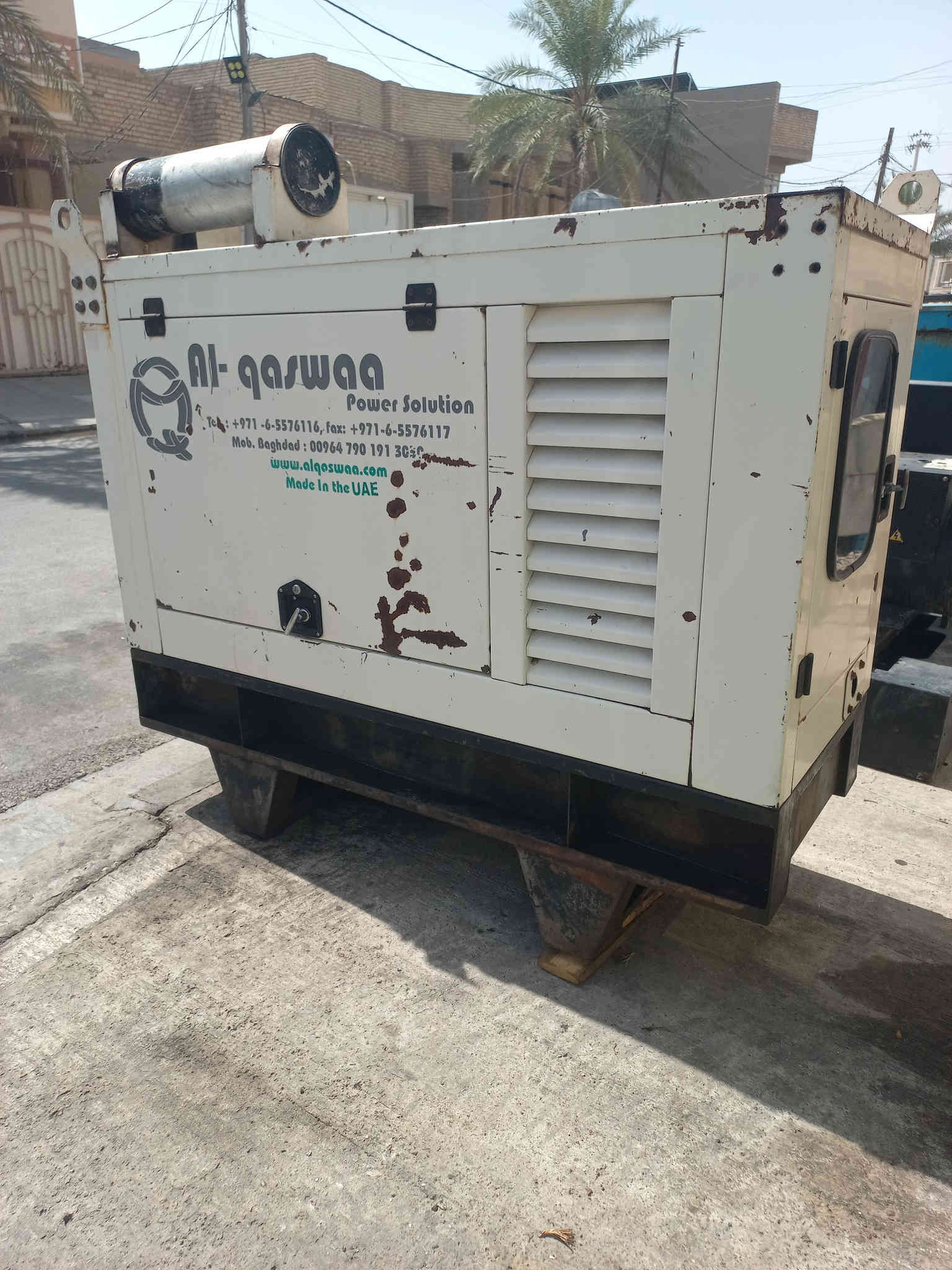 مولد لستر بتر ٣ سلندر
١٤ كيفي ٣ فيز  كاتم 
نظام اتو تشغيل واطفاء ذاتي
الانبار /الفلوجه ***********
