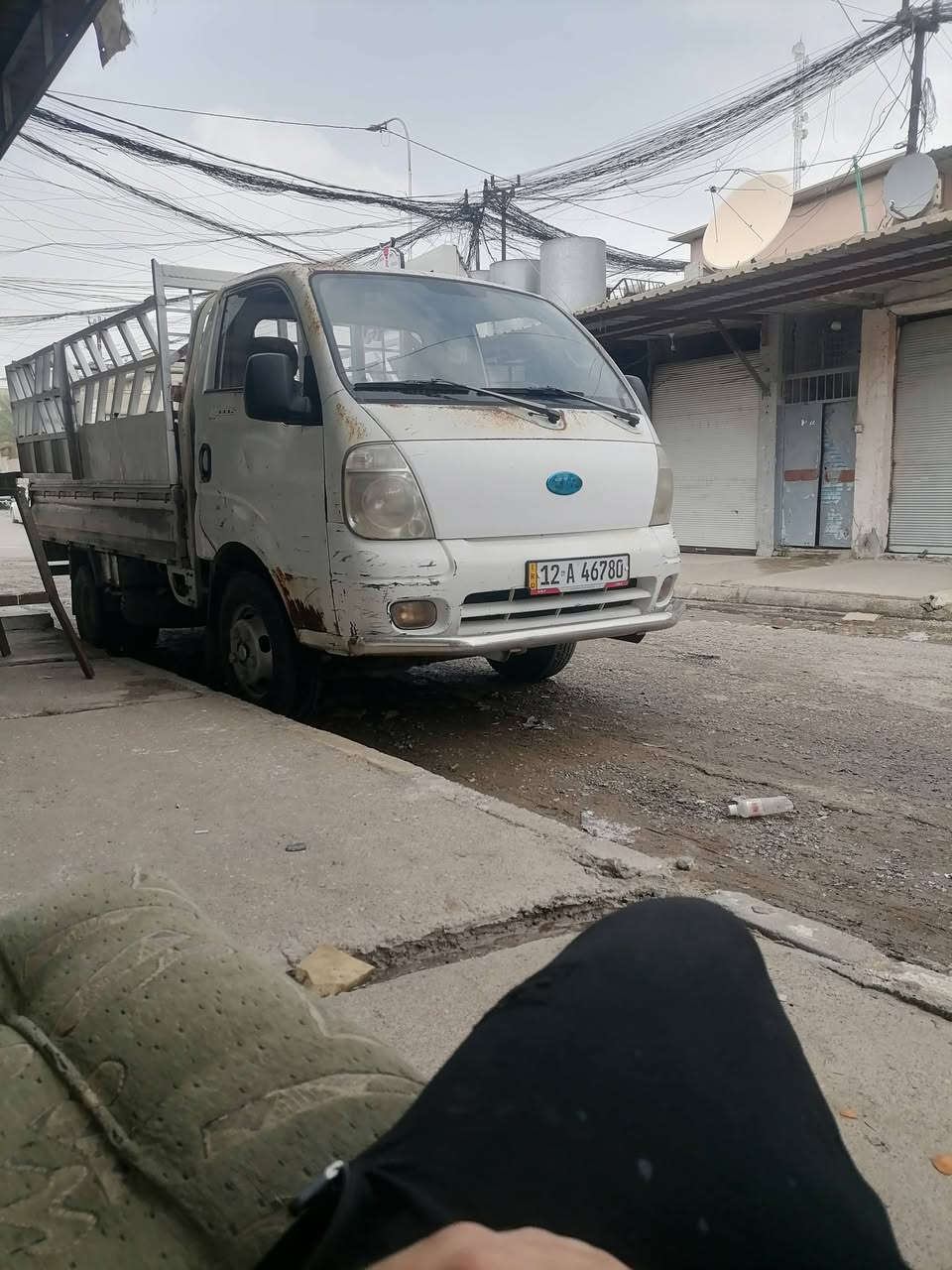 اسلم عليكم للبيع كي حمل فحل 4000موديل 2008حصه كاز يوم اي يوم لا مكفول من شاصي وصبغ وضرب سيار شرط التحويل مباشر من الشرعي سنويه جديد رقم نينوى انكليزي وايرمني كله شغال مكاني موصل لايمن ***********
