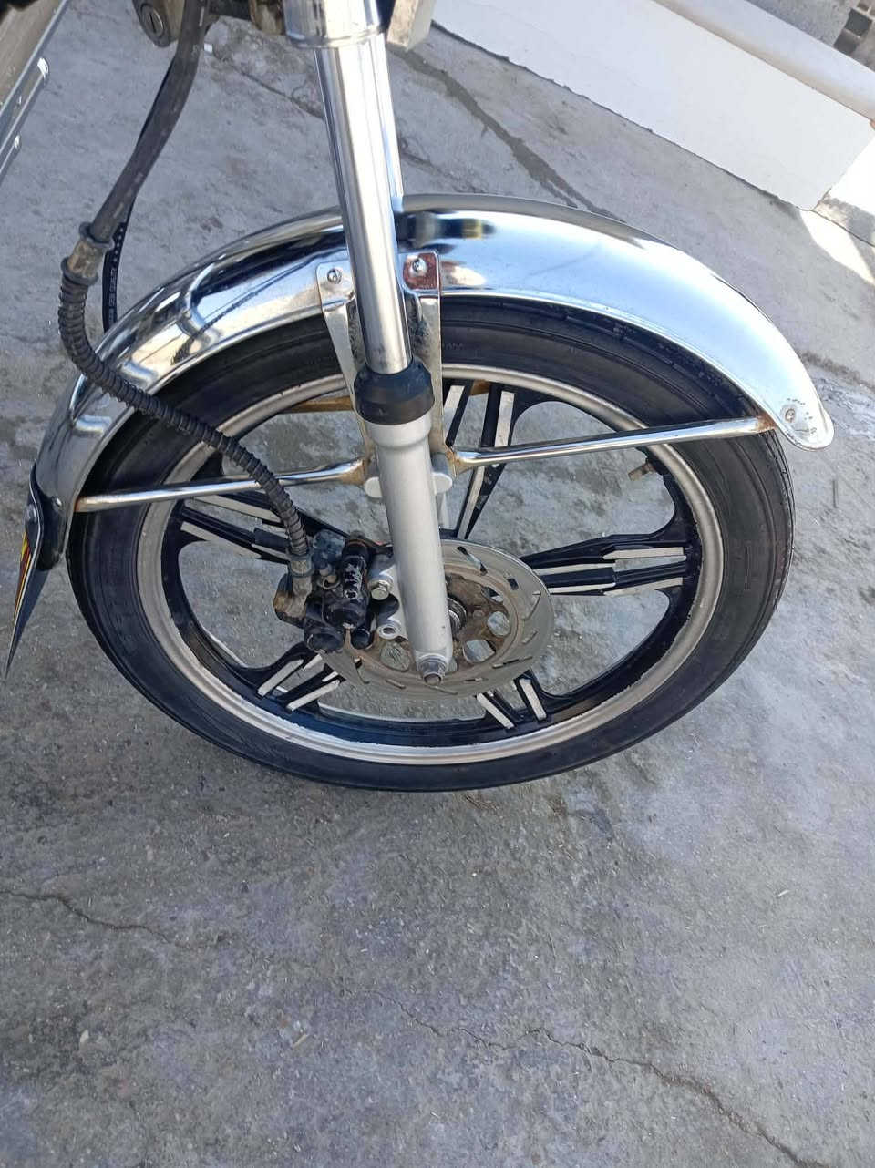 سلام عليكم دراجه ايراني 2022 دراجه كدامك نضيفه مرقمه وجهازه تحويل ثاني يوم السعر 1200 مليون ومتين الاستفسار أكثر ***********.     ***********.  مكاني فلوجه
