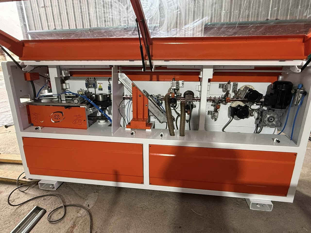 مكينه لاصق شريط P.V.C🪚
تركي مستعمل نضيف جدا
نوعيه اوز قونيه🟠
اربعه مراحل4️⃣
موديل 2023
عنوان كركوك خلف غرفه تجار
للاستفسار اكثر مراسل صفحه او اتصال على ارقام تالي
***********-***********
