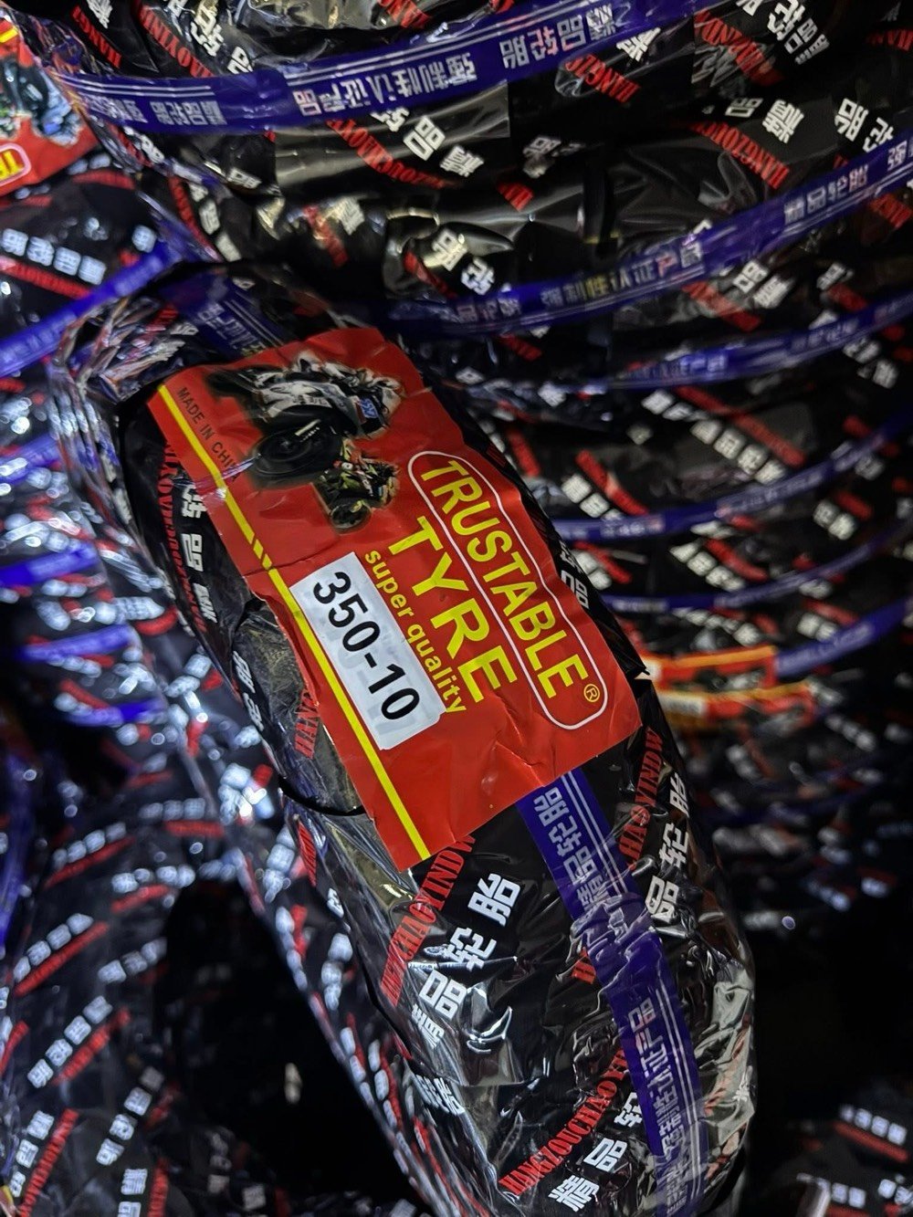 بيع قطع غيار سيارات ودراجات نارية متنوعة بماركات عالمية: فلاتر زيت، قطع تعليق وتوجيه، وجنوط. المنتجات ذو جودة عالية ومستوردة من شركات رائدة. مثالية لصيانة المركبات بأفضل الأسعار.