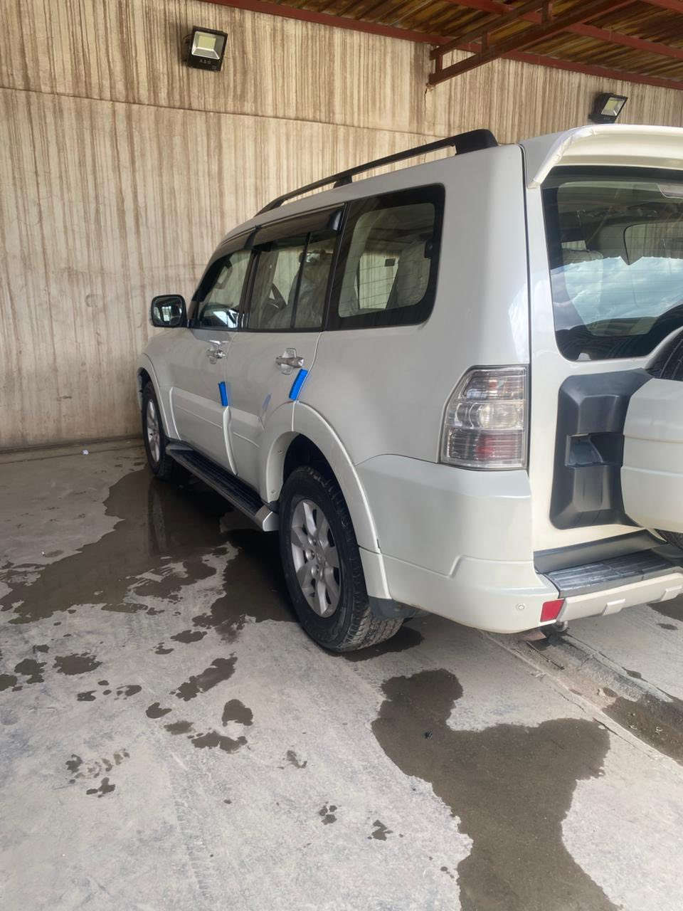 سلام عليكم باجيرو موديل 2010
سياره كير و مكينه شرط لا تبخير لا تنقيص خير من الله 
سياره مكفوله من الضربه 
فول موصفات فتحه سقف 
مكينه 3500 لا تبخير لا تنقيص 
تبريد 3 قطع ثلج 
تحكم ستيرن 
مري شفط 
سستم صوت بلادي ١٢ سماعه 
شاشه اندرويد 
داش كام 
كامره خلفيه 
قطعتين صبغ فقط من دون ضربه !!!!!
سياره باسمي !!!!!!
سعر 125$
***********
***********
