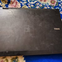 لاب توب • بطارية ضايعة • شاشة شغالة