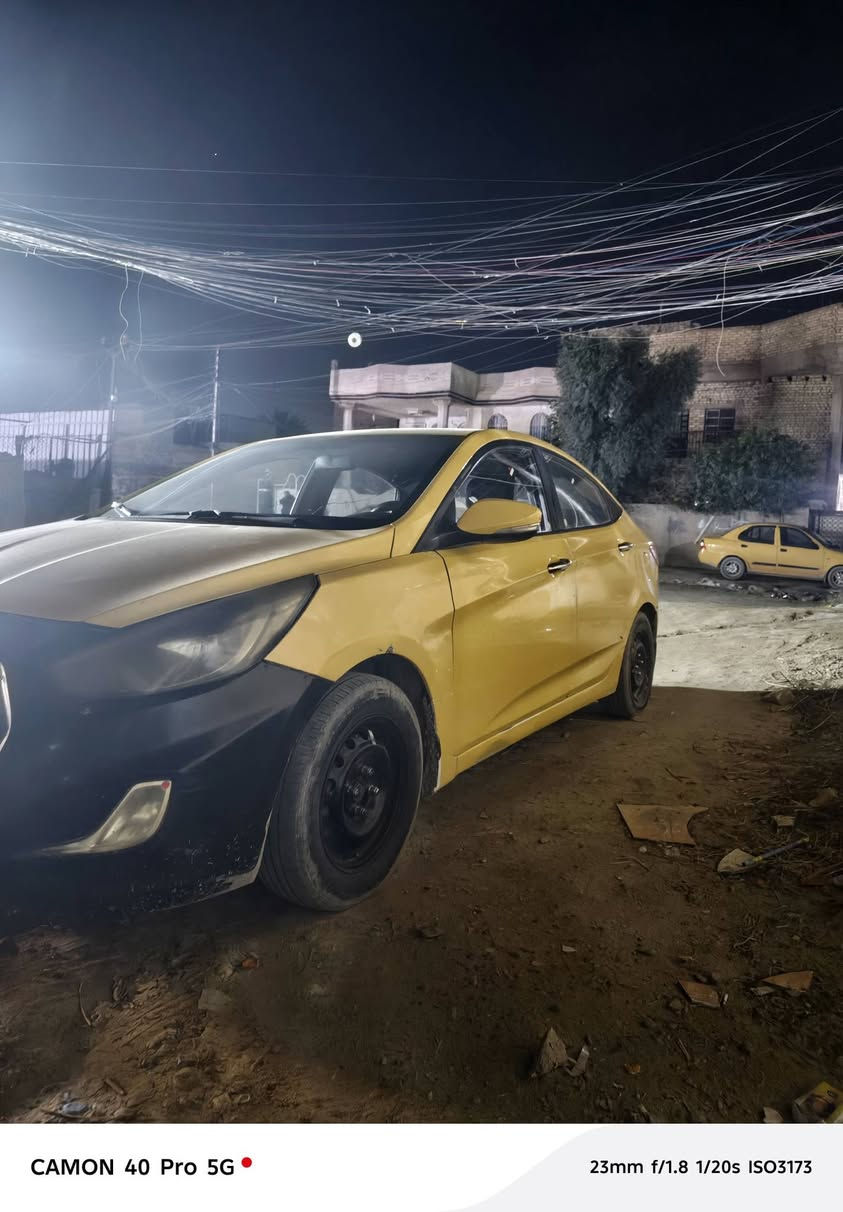 سلام عليكم شباب اكسن خليجي موديل 2015سياره خير من الله بيهه قطعتين وظربه بلقماره شبرين تخم تاير جديد صدر تعبان شراي يأخذ مصفر هيه وغرامات رقم بغداد ألماني سعر ٨٥ وبيهه مجال قليل عنوان سياره بغداد سبع لبور  تفاصيل عل رقم ***********او واتساب
