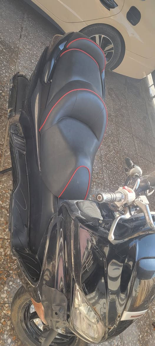 السلام عليكم فورزة صفر٩بصمة خابطة تشتغل نكرة باتري وتاير خلفي جديد حي  الجهاد واتساب ٩


**إذا كنت صاحب هذا الإعلان وتريد حذفه لأي سبب، رجاءا أرسل رسالة إلى الدعم الفني**