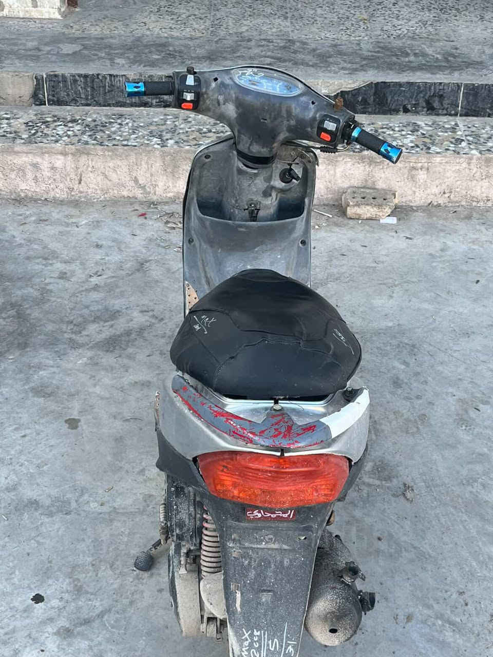 ماكس منغولي الدراجه بلاديه شلعه ومعدل فول الدراجه خرسه حرفيا متسمع صوت المكينه الدراجه نظيفه كلجات قايش جديد نكرة بكل وقت سلف وهندر كهربائيات كلها شغاله السعر 400 وبيها مجال بسيط مكاني الانتصار مقابل حسينيه الراشديه *********** متواجد واتساب وفيس
