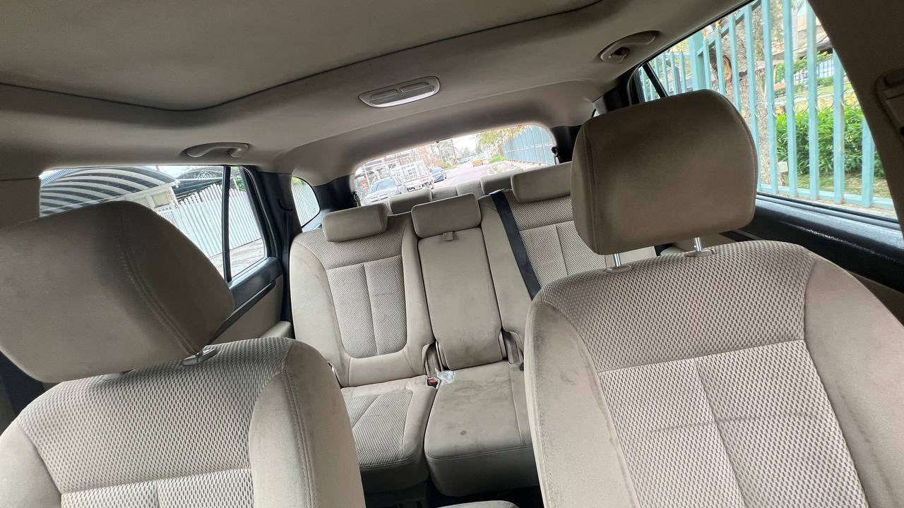 السلام عليكم سياره سنتافيه للبيع 
٧راكب 
اربعه سلندر 
موديل 2011
سياره مكفوله مابيه اي نقص 
المكان بغداد السيديه 
***********
