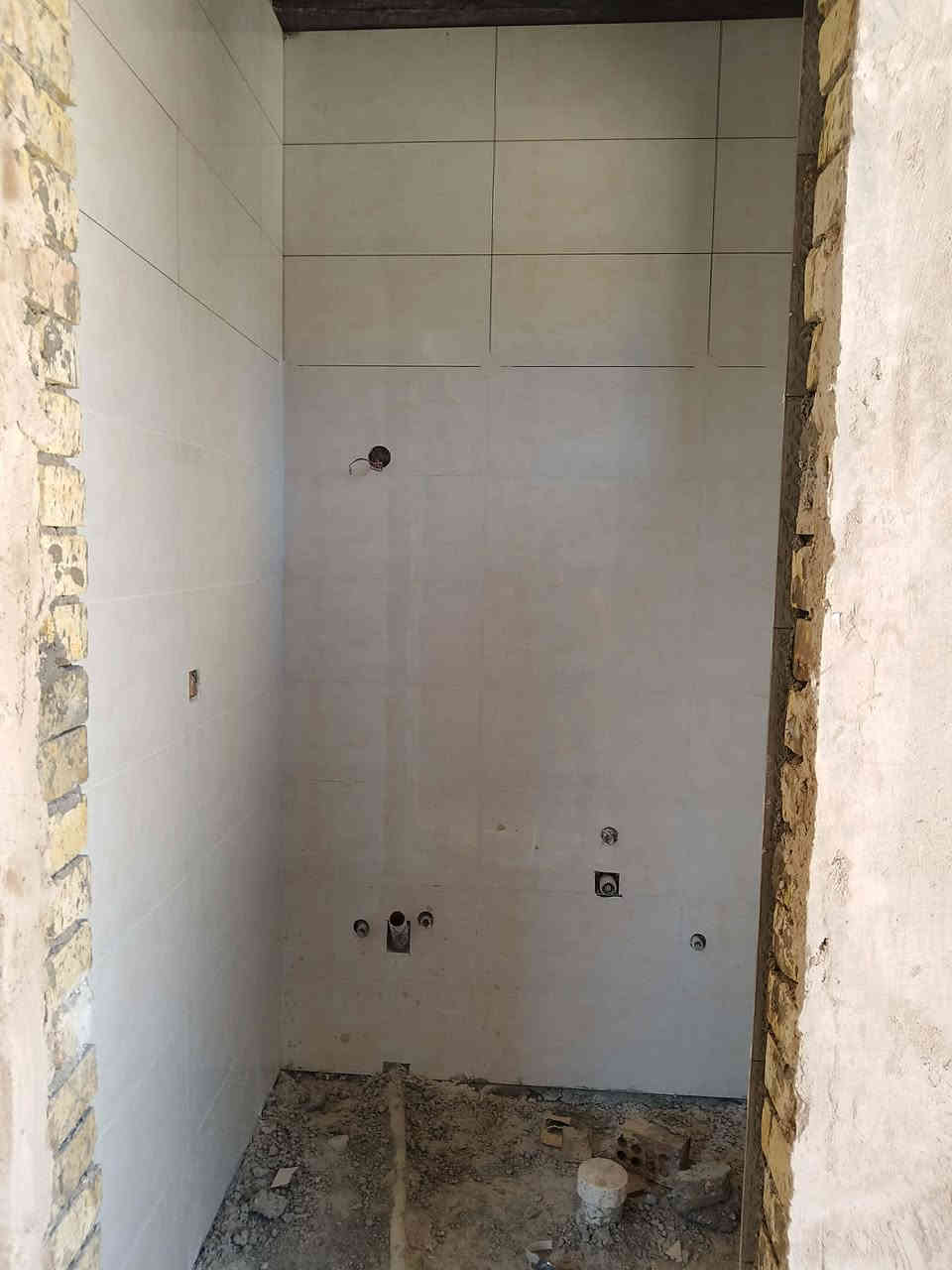 بيت للبيع في مجمع مدينه الرياحين السكنيه نموذج B الاستلام الوجبه الثانيه مساحه 200م طابقين 3غرف نوم واستقبال السعر 250 مطلوب للشركه 108 تدفع على شكل اقساط شهريه الباقي يندفع كاش المجمع بي نضام غاز انابيب البيت بي سطحين 3 حمامات موقعه على السريع يبعد عن الكاظميه 10 دقائق مكلفه بالنشر للتواصل اتصل على هذا الرقم ***********
