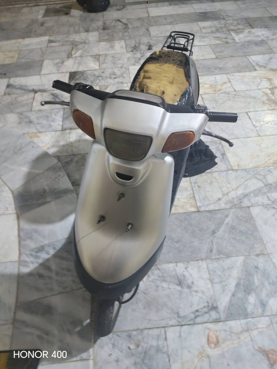 دراجه بتره نضيفه مفتوحه بوشه وبستم.   ...   كهربائيات شغاله  سلف هندر..  عوزه بس كشن فقط  ...   .  نهضه حلوه شك الكاع    ب 300وبيه مجال قليل....


**إذا كنت صاحب هذا الإعلان وتريد حذفه لأي سبب، رجاءا أرسل رسالة إلى الدعم الفني**