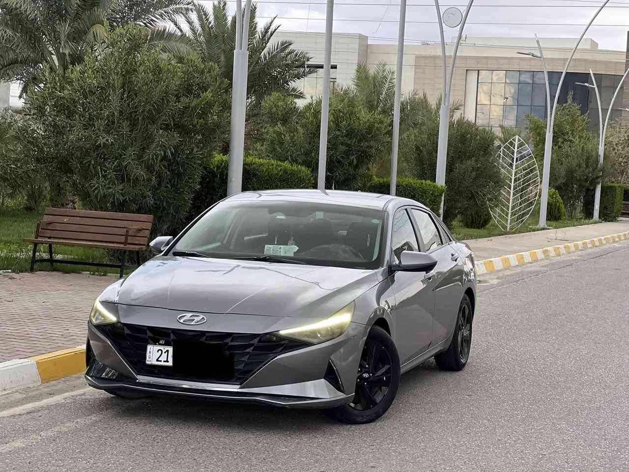 السلام عليكم..اعتذر عن الاقساط والوعدة…
للبيع بسعر مناسب جداً 117…
هونداي الالنترا 2021 وارد امريكي لون رصاصي(قهوائي)
رقم سليمانية دولي شرط التحويل والغرامات…
سيارة جديدة بمعنى الكلمة 
خير من الله حيل حلوة واحلى من الصور…فول مواصفات عدى السلايت…ماشية 59 حقيقي شرط
محرك 2000 دوش مامفتوح
كير مامفتوح شرط 
بصمة تشغيل 
تشغيل عن بعد 
ويل كب كروم 
دشبول الالكتروني
لد بالايت 
حساسات جانبية 
وباقي المواصفات معروفة…
سيارة بيها 3قطع ونص صبغ والباقي كفالة عامة لا تبديل ولا بارد شرط الفحص… 
 سيارة كير محرك صدر تبريد تدفئة كلةبالشرط السعر 117 وبيها مجال للشراي 
مكاني صلاح الدين تكريت
للاستفسار ***********
