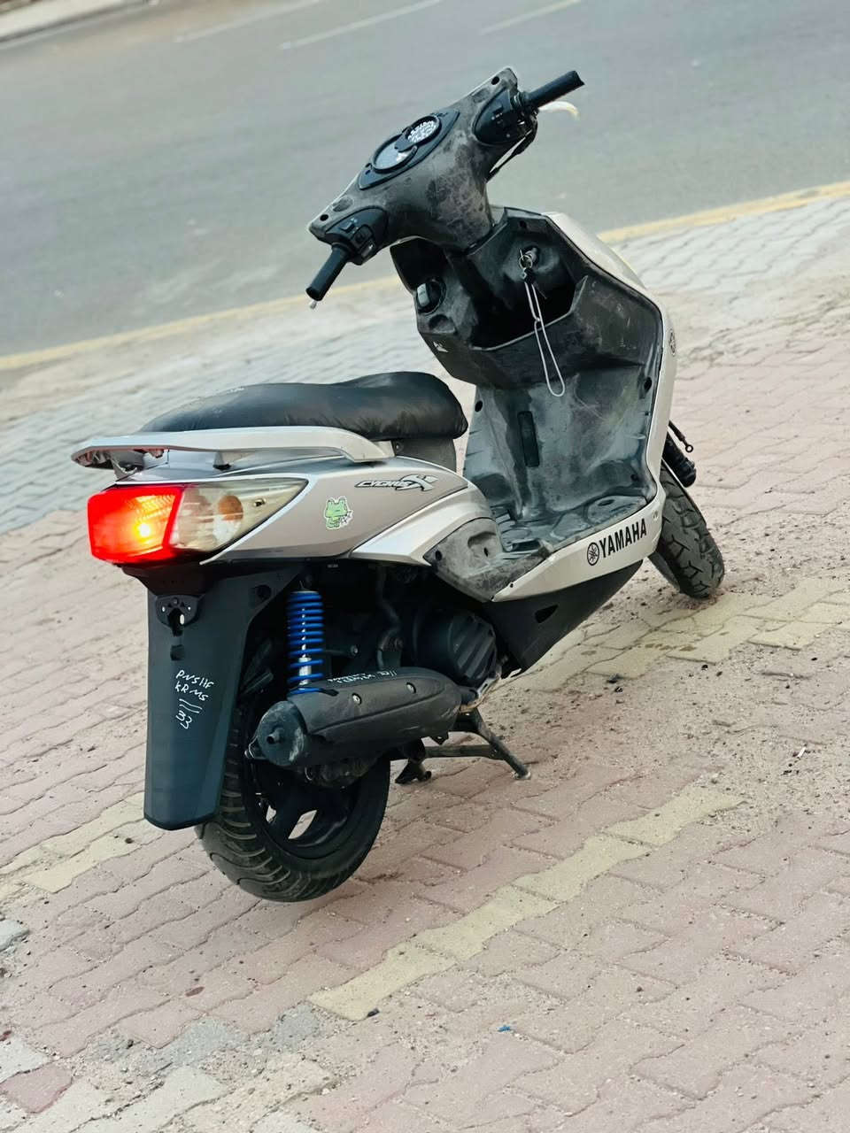 سلام عليكم للبيع دراجه سكنس  فحل ياباني الأصلي قبق نفخ ستان كهربائي دراجه جديده مال رمبه مكينه  اذا برغي مفتوح ترجع بعد الاصلي نوزل خطين  اوراق كامله دراجه جديده مال رمبه مكفوله كفاله عامه شلعه معدل خير من الله شرط علفحص اذه مفتوحه ترجع مكان بغداد الكرخ الصالحيه السعر 750  وبيهه  مجال مستعجل على بيعتهه والاستفسار ***********
