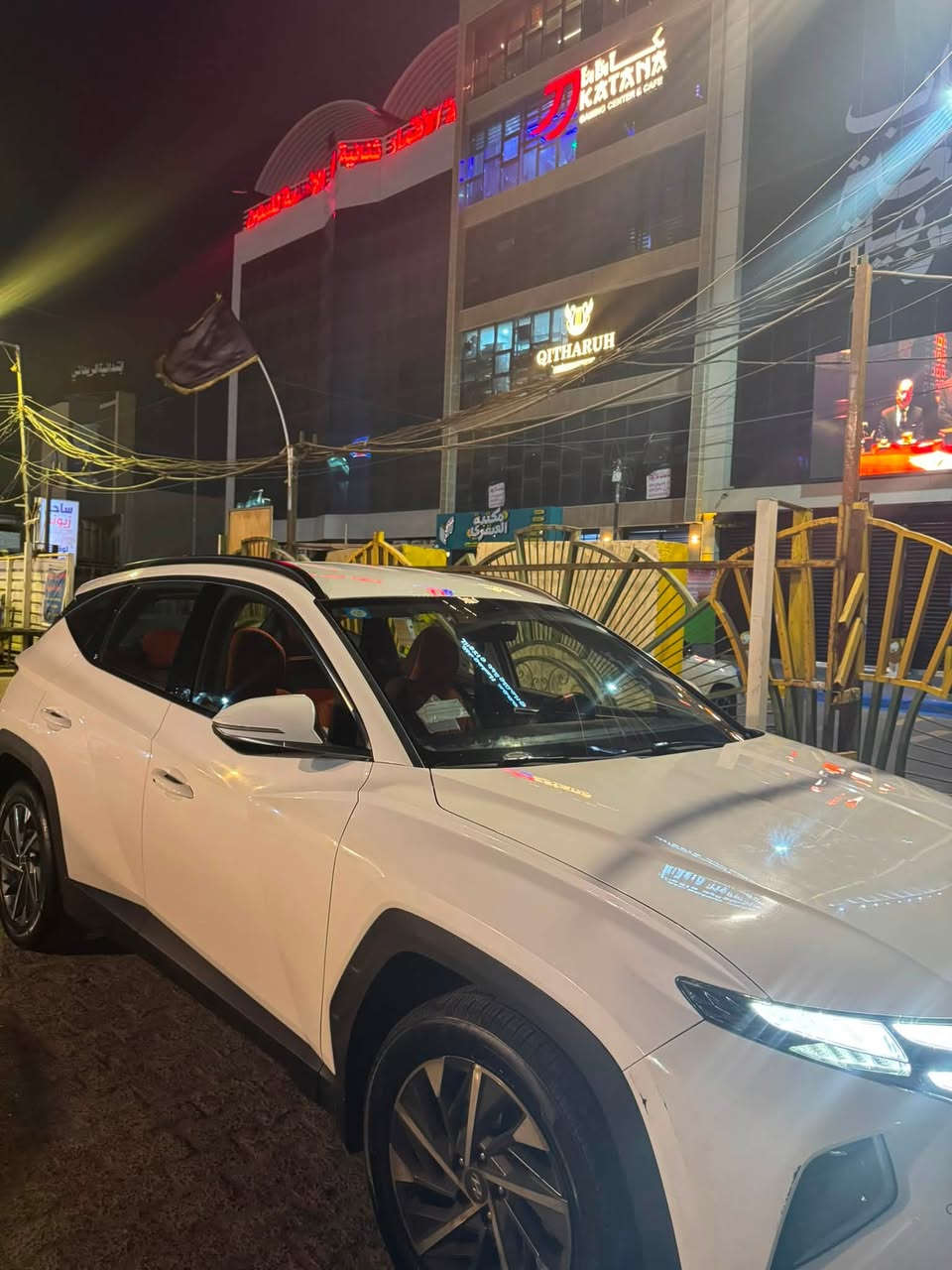 السلام عليكم…
توسان خليجية 2023 
فول عدة الفتحة 
ماشية 55KM
السعر 185 بيه مجال بسيط 
السونر موجود بلصور 
مكاني بغداد حي الامين 
***********
