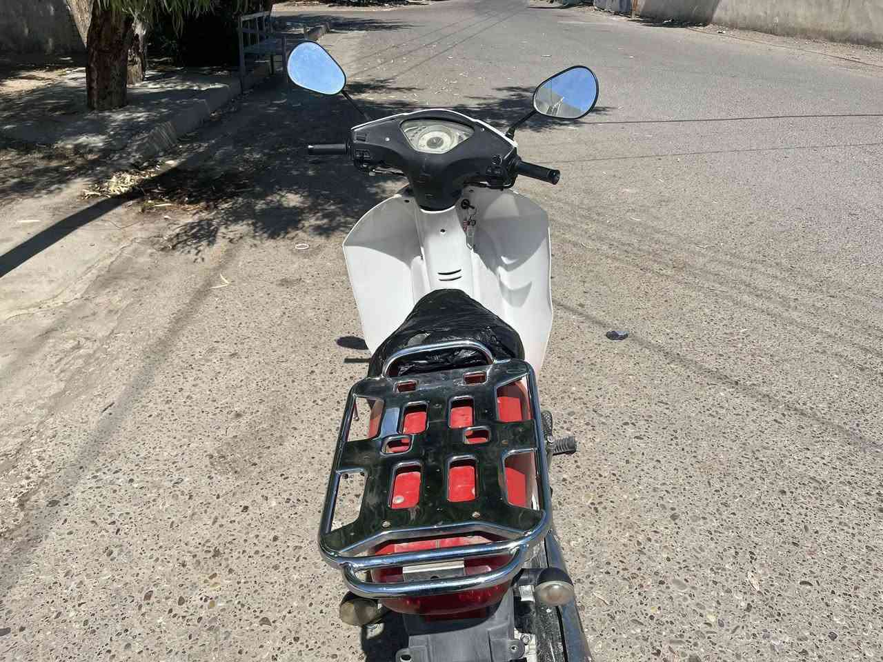 السلام عليكم ماطور للبيع  سعر 625 بي مجال للطيبين
‭0783 013 1542‬
