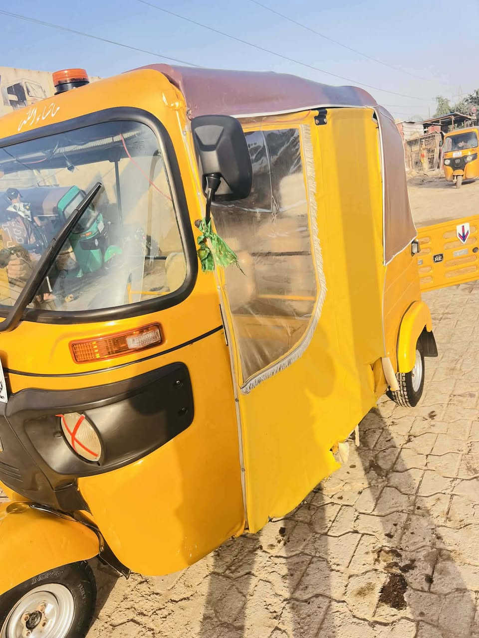 تكتك موديل 20 شهر 11 رقم سنويه باسمي 
مكينه وكير واكسل كفاله
كشر كفاله من الضربه خياس ما بيها تكتك جديده
احله من الصور تجي وتشوف بعينك

سعر 7 و ربع

***********
