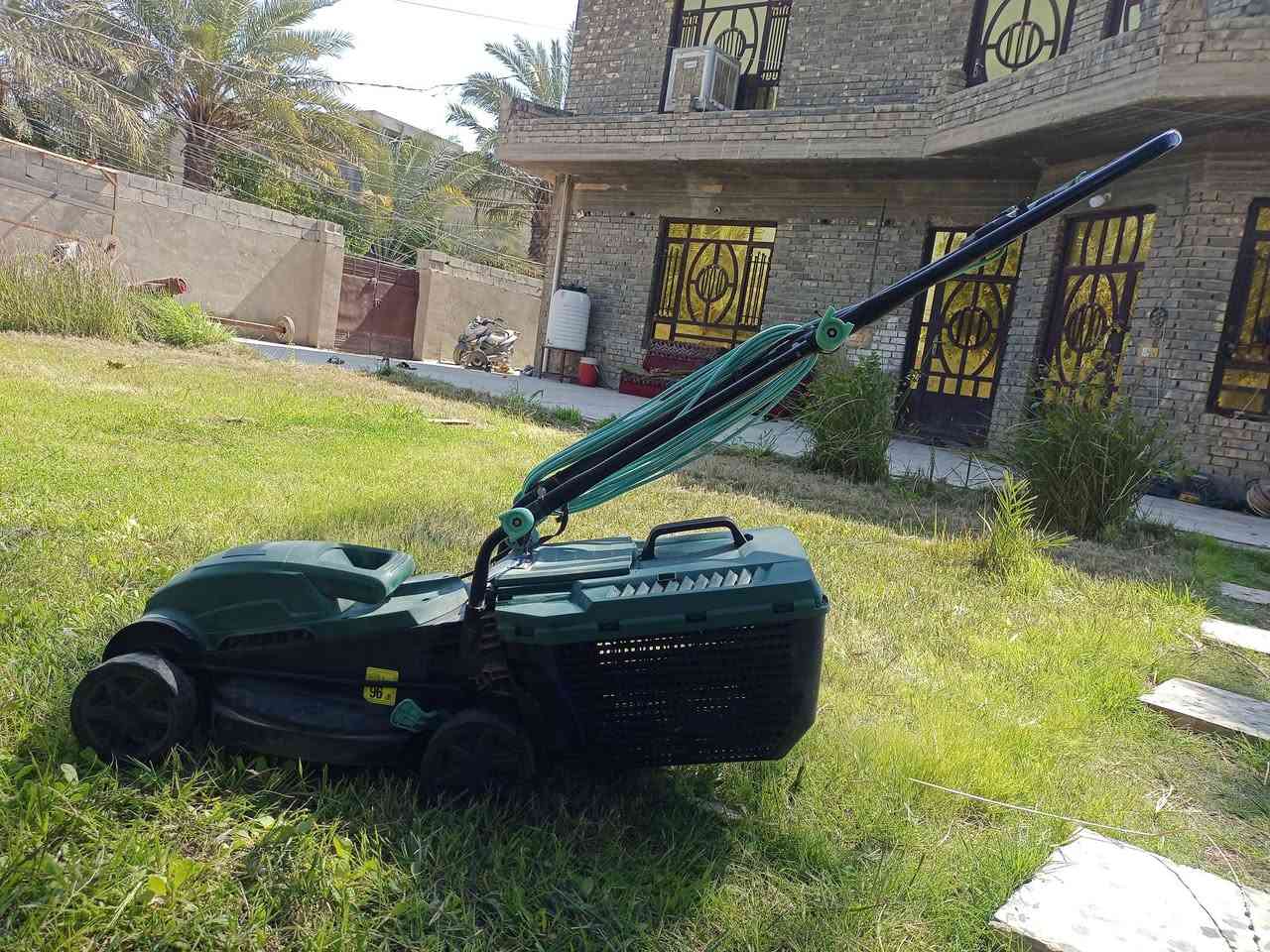 السلام عليكم ورحمه الله وبركاته مكينه محشاشه كهرابائيه نظافتها قدامكم بالصوره العنوان 
 الانتصار مقابيل مستشفى حماد شهاب 
هاتف *********** واساب
