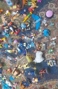 صباح النور والسرور على الجميع اخوان عندي هذة مجموعة من الشخصيات الكارت...