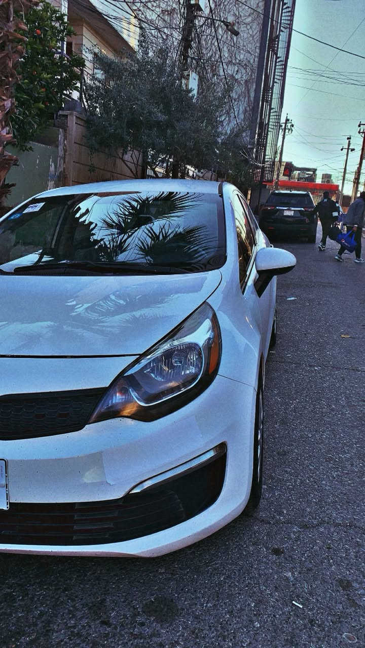 السلام عليكم كيا ريو موديل 2016 وارد امريكي مكينه GDI 1600 حادث امريكه جاملغ خلفي ونص الصندوق والبنيد صبغ السياره ليبل واحد مابيه تبديل السعر 90 وبيه مجال للشراي الاستفسار متواجد ع الخاص ورقم الهاتف ***********
