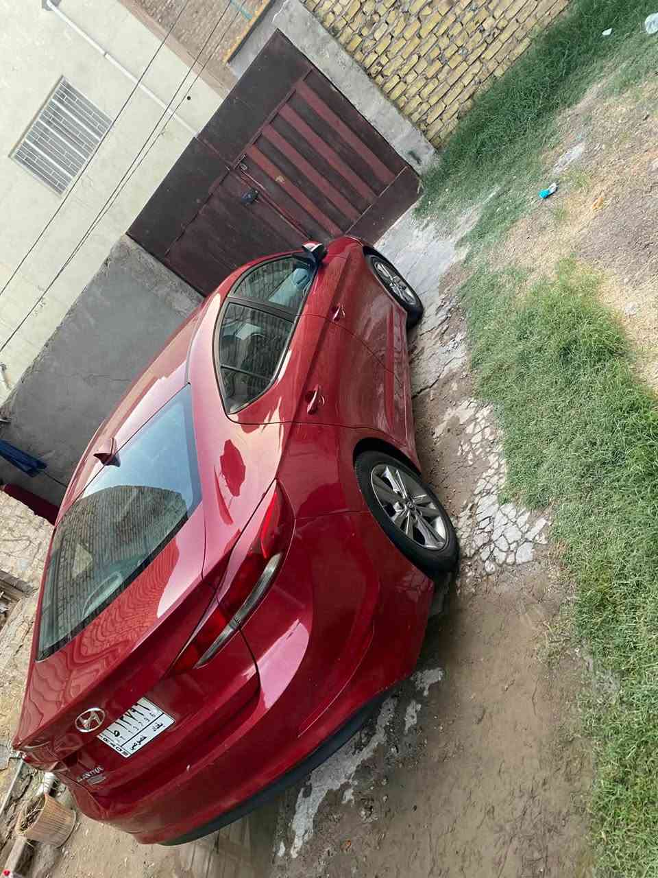 للبيع النتره موديل 18وارد أمريكي رقم بغداد بأسمي
حادثه بس بنيد بدون دواخل ولا لغد نص فول 
كير ومكينه كفاله بدون فتح شرط وسونار مذكور بالصور 
للاستفسار.  ‭0782 207 7313‬
