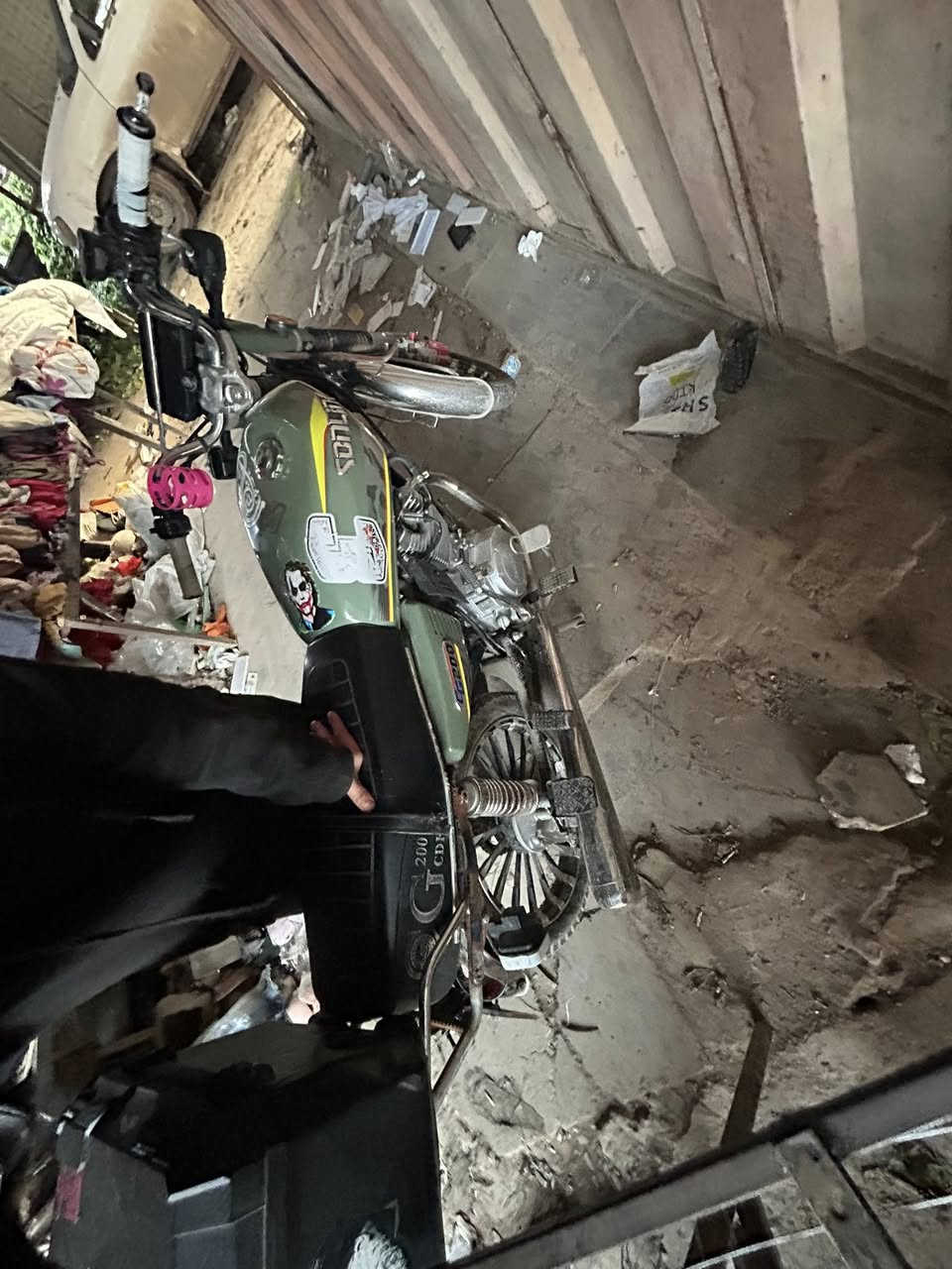 سلام عليكم يرانية 25للبيع كلة شغالة ما مفوح بيه برغي عزك غسلة وبك لايت وساير زوج بس وراق كاملة مكاني بغداد زعفراني *********** سعر ٦٥٠
