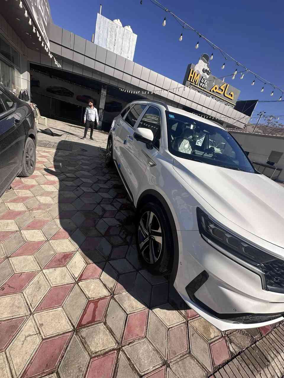 سلام عليكم  سياره
كيا سورنتو
موديل 2023
كهرباء +بانزين
‏هايبر
 سياره فول واحد على واحد 
مكفوله 
تحويل مباشر 
5راكب
***********
