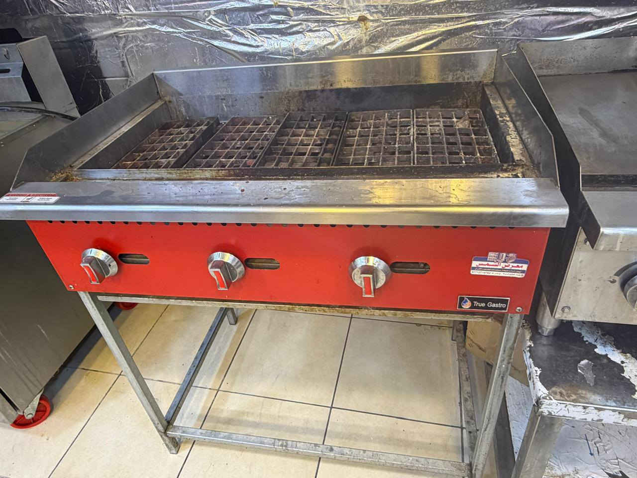 سلام عليكم عندي غراص للبيع كلمن وسعره و الي يريدهن شلع هم سعر يختلف
تواصل ***********
