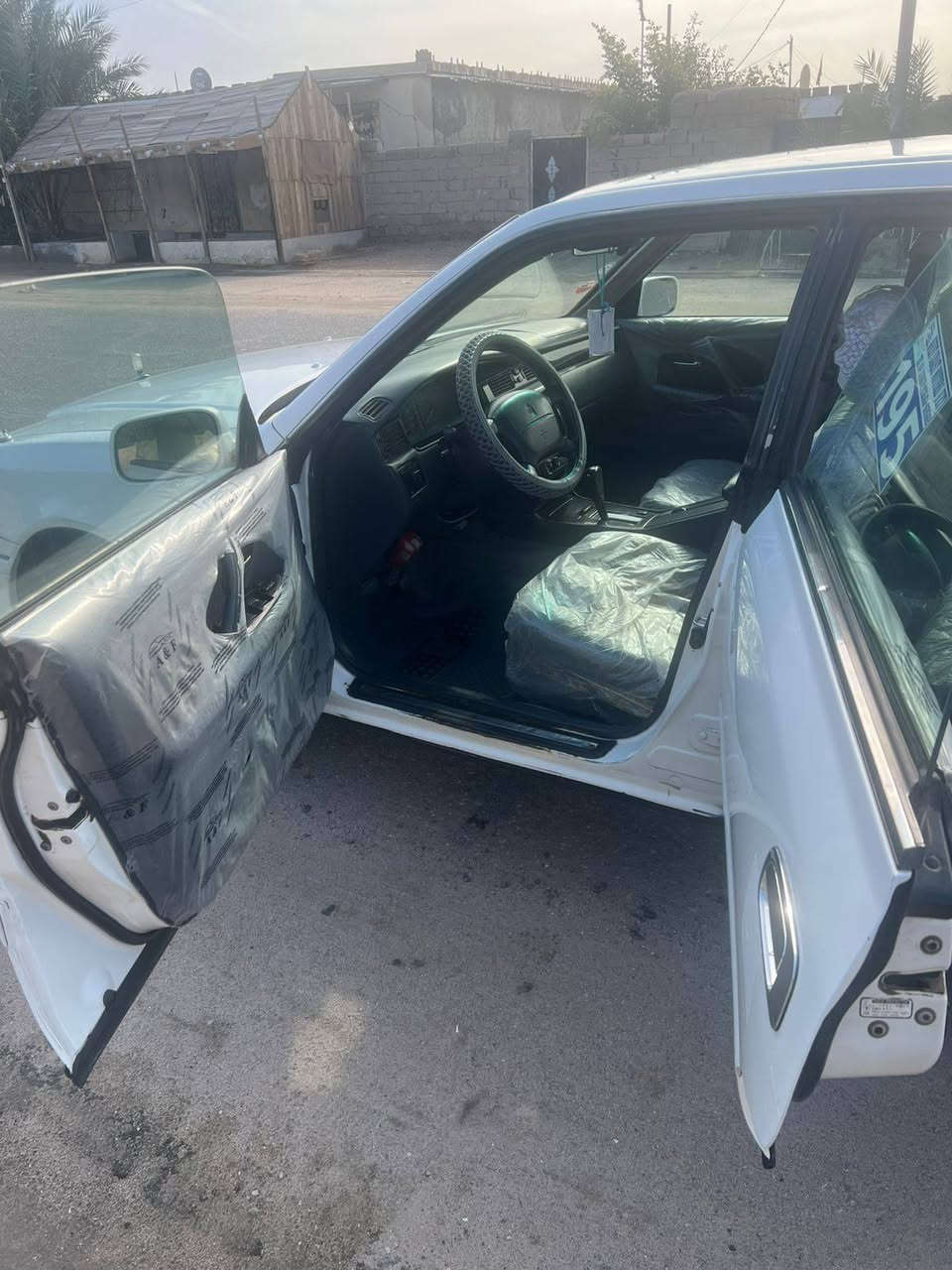 السلام عليكم للبيع راس الثور موديل 2002 سياره رقم بصره باسمي  سياره كفاله عامه نقل جثه كفاله والقص سياره جاهزه حداده تايرات تبريد مكينه سياره جديده *********** ومكان السياره بصره
