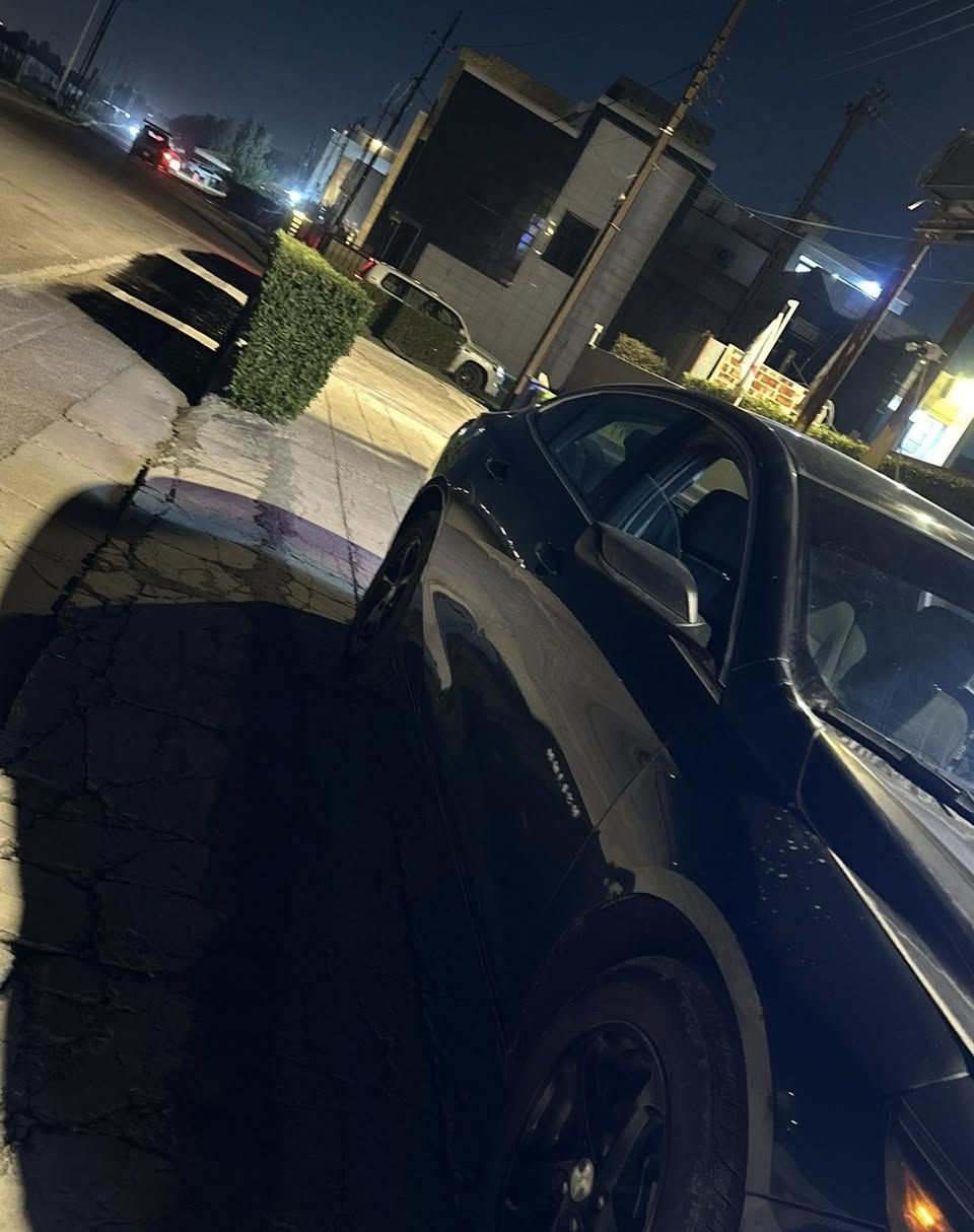 السلام عليكم
ماليبو 2017
مواصفات ls 
حادثه بنيد فقط بدون لغد بدون شاصي بيه بارد بجاملغ 
صدر جديد 
محرك قبل 3اشهر مبدله جديد مو تجفيت تبديل 
تايرات زوج جديد 
وباتري جديد 
سياره جاهزه بدون صرف 
رقم اربيل شبه مميز تريد تحويل تريد وكاله بلخدمه 
مكان السياره بغداد العامريه 
سعر 95 وبيه مجال 
***********
