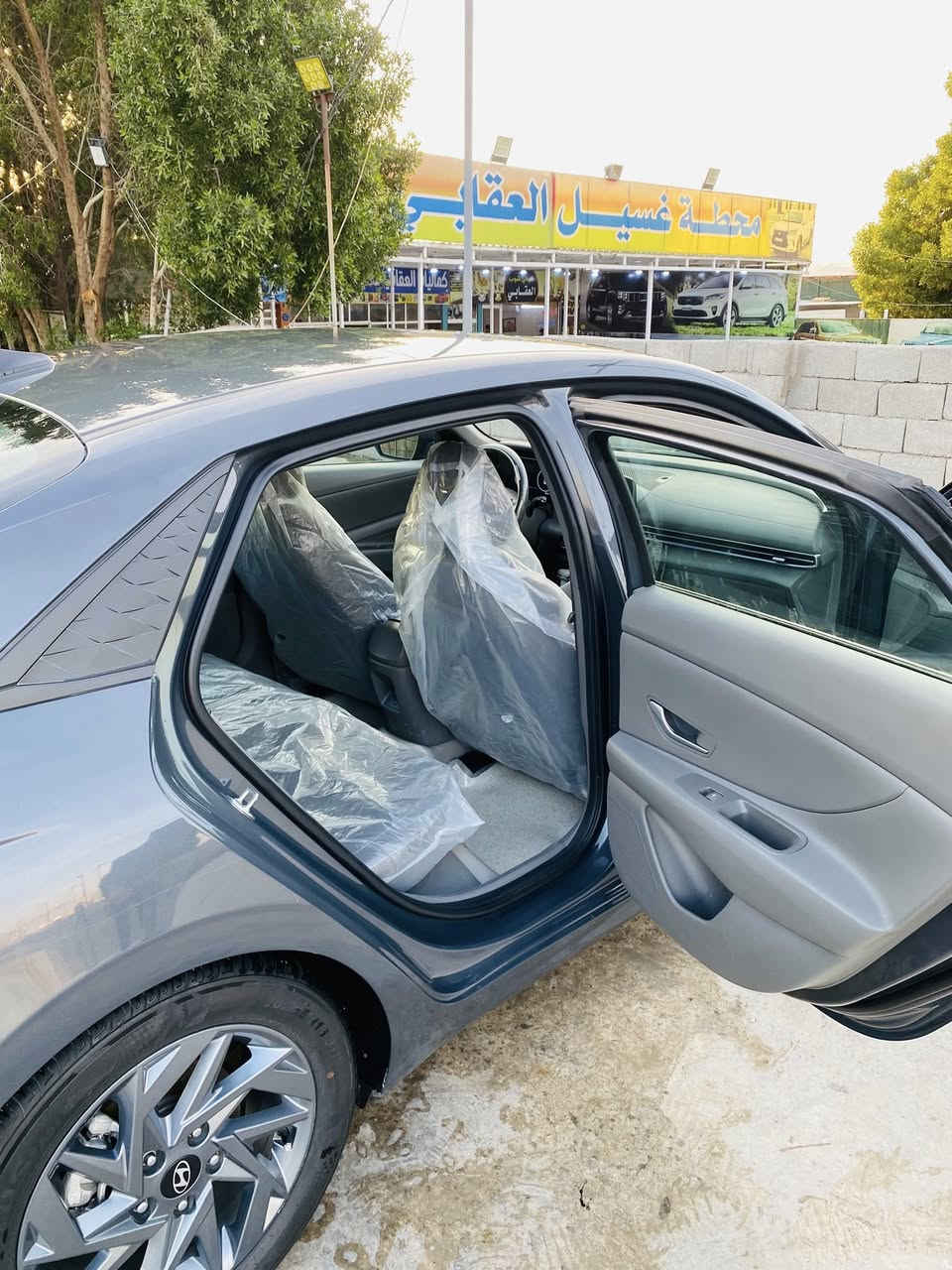 سلام عليكم الإنتره للبيع وارد امريكي موديل 2024 معوقين وراعيهه بل كوت ورقم واسط الجديد كامله هزه وسنويه ل2029 يله تنتهي مكينه 2000دوش المرغوب ماشيه 47 الف كيلو وكير سيفيتي فقط بس تاخير بل نمر بس مابيهه شي سياره شغاله وجاهزه بس لكير يحمه وماعرف شنو لسبب  حادثهه موجود كدامك كلش حلو فقط جاملغ مبدل الامامي جهه السايق وبنيد نفسه معمر ولباقي كفاله عامه موصفاة فول فول عده الفتحه وبصمه 2 بيهه سياره بلادي وخير من الله السعر 133 وبيهه مجال للشراي رجاءً رجاءً المو شراي لا يخابرني ويتعبني ويسوي روحه بياع شراي *********** مكاني كوت خاجيه
