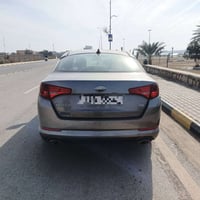 للبيع كيا اوبتيما موديل2013 وارد امريكي  مواصفات إشارات بل المري وتحكم...