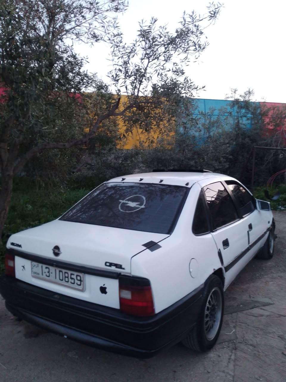 للبيع  ✨
البيع مستعجل الشرا ما بقصر معه ✨
اوبل فيكترا موديل 90 السياره على وضع الشركه ✨ 

ماتور 16 قوي واقتصادي  ✨

قير عادي ✨

مرخصه لنهايه شهر 7 /. 2026✨

الفحص أنضف من خالي قص قلبان الفحص مرفق في صور
✨
 سستم كامل 
مسجل كنود 4 جكات وكاله. مع سماعتين كنود و صب👑 1800 وط وكاله  صوت زلزال  ✨

غرفه وبطانات الشركه ✨ 

اناره مخفيه ✨

كاوشك نضيف وجديد ✨

سنتر 4 بواب شغال ✨

اربع شبابيك مَنَويل✨

جنط بي بي سي ✨

تضليل كامل حراري ✨

السياره بالصلاه على النبي 🤍 شغل سلف ومشي ✨

✨السعر : 1450  ✨ قابل للتفاوض بعد المعاينة بشئ 
 بسيط لناس الغانمه 🌹
الرقم 0788015205 خالد العيسى 🤍
السياره موجوده في اربد الصريح. ✨


**إذا كنت صاحب هذا الإعلان وتريد حذفه لأي سبب، رجاءا أرسل رسالة إلى الدعم الفني**